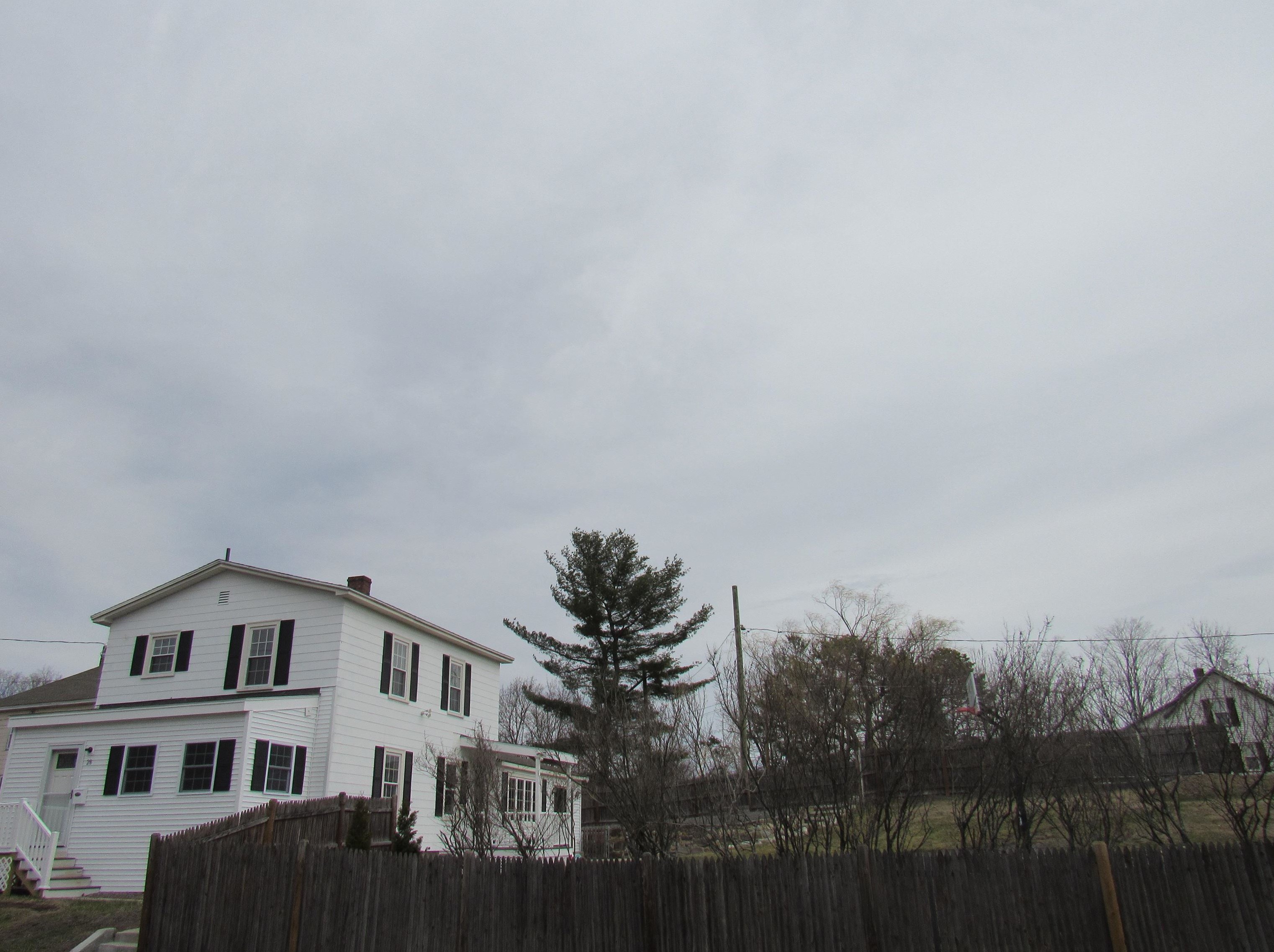 28 Fordway St, Derry, NH 03038