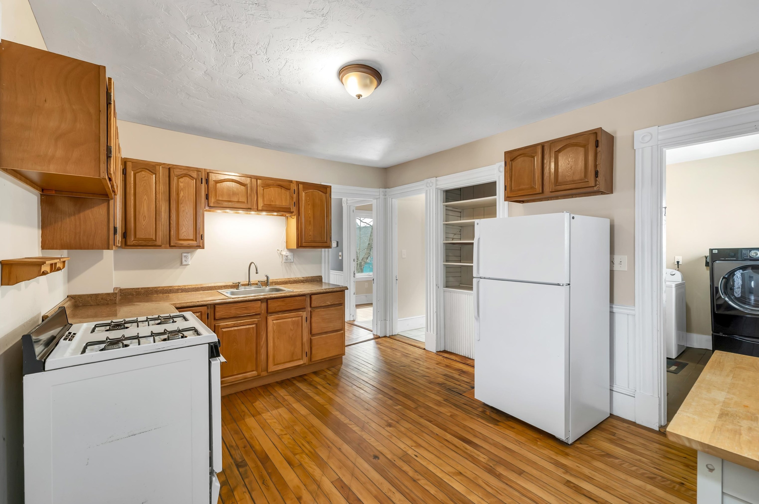 1 Crawford St, Bridgewater NH  03264-1401 exterior