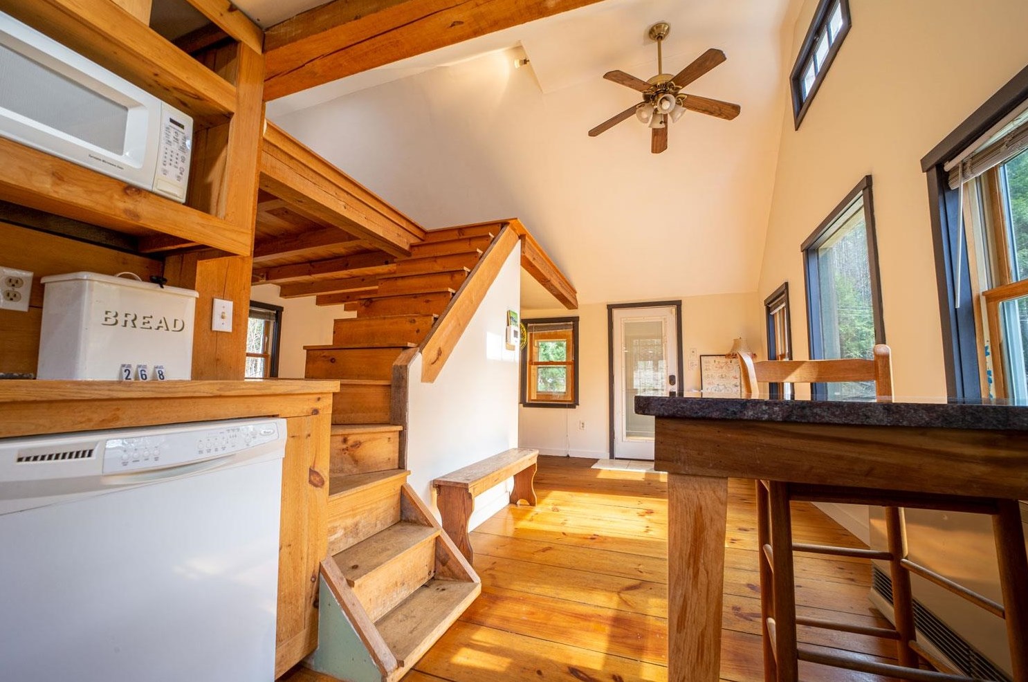 268 Washburn Rd, Bridgewater NH  03222-6617 exterior