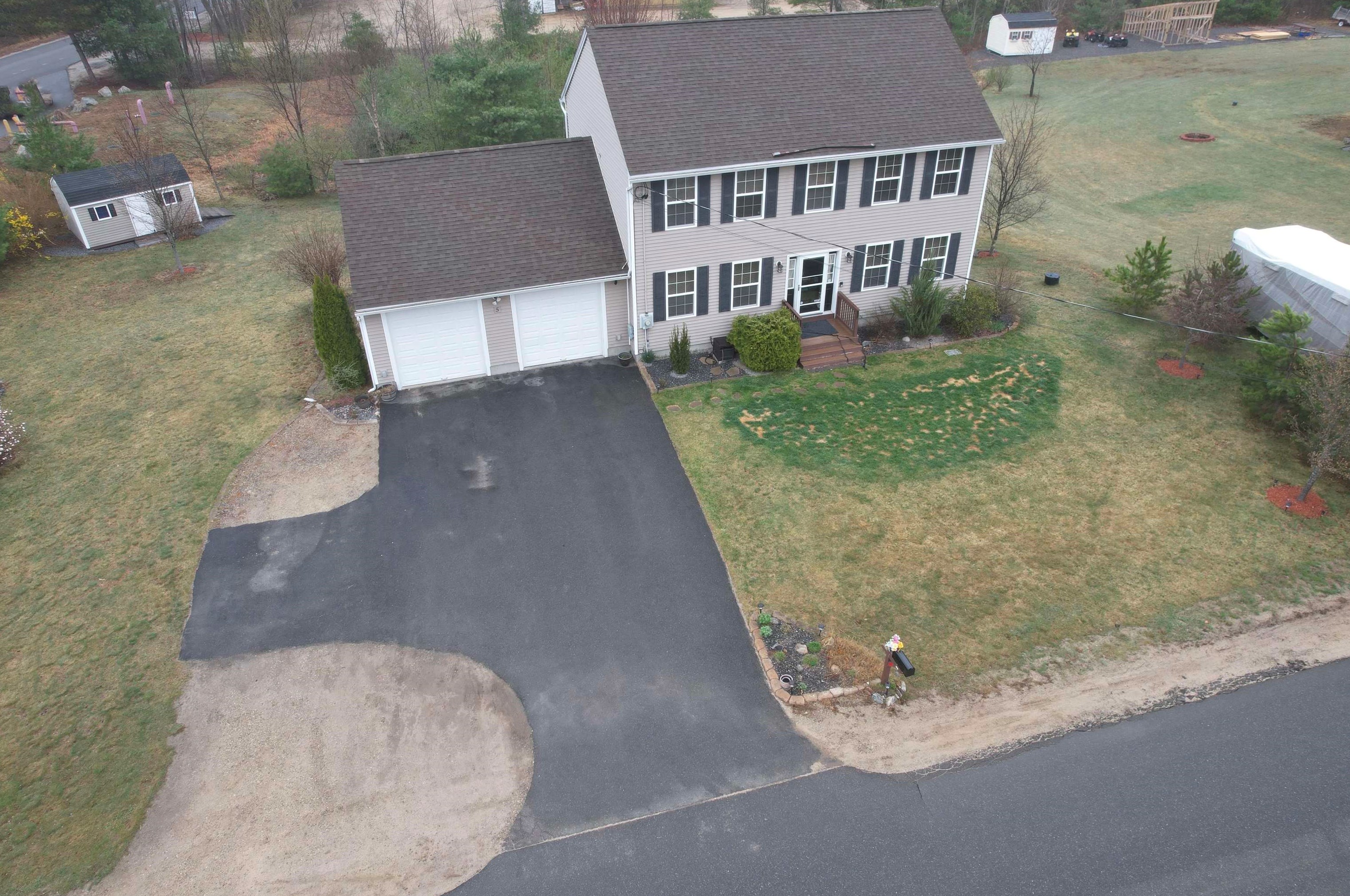 5 Fessenden Ln, Weare, NH 03281