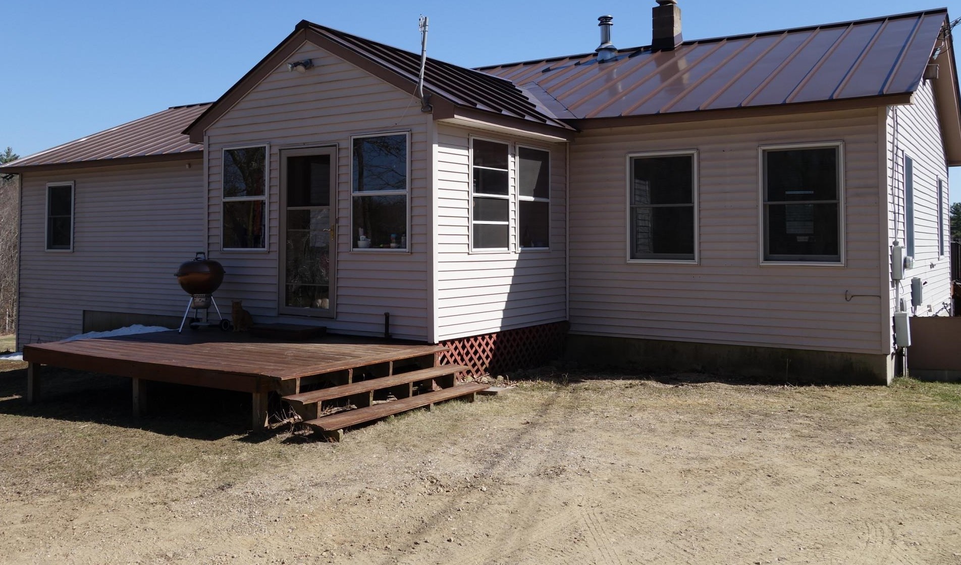 407 Berry Rd, New Durham, NH 03855