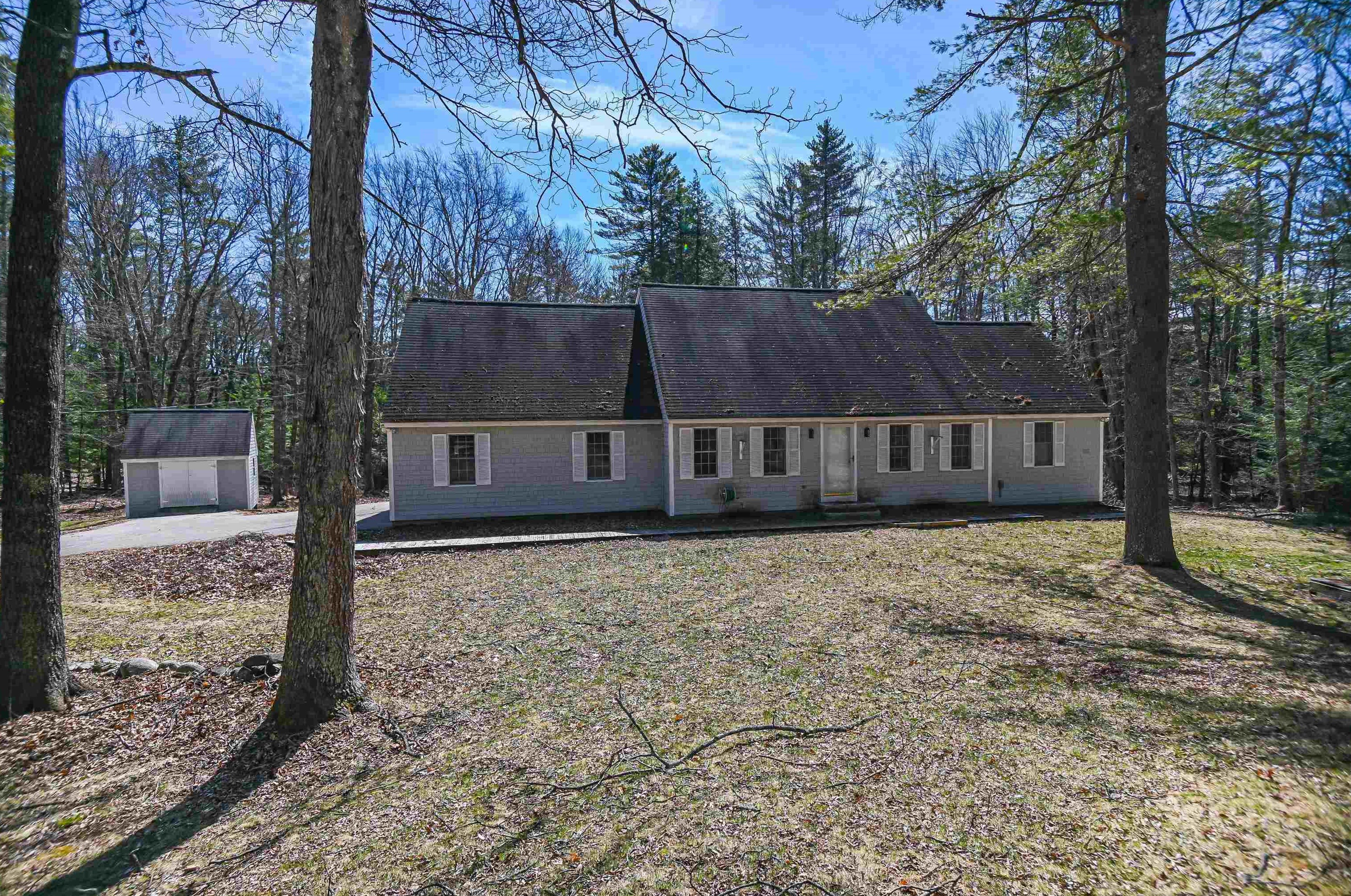 20 Toon Ln, Lee, NH 03861