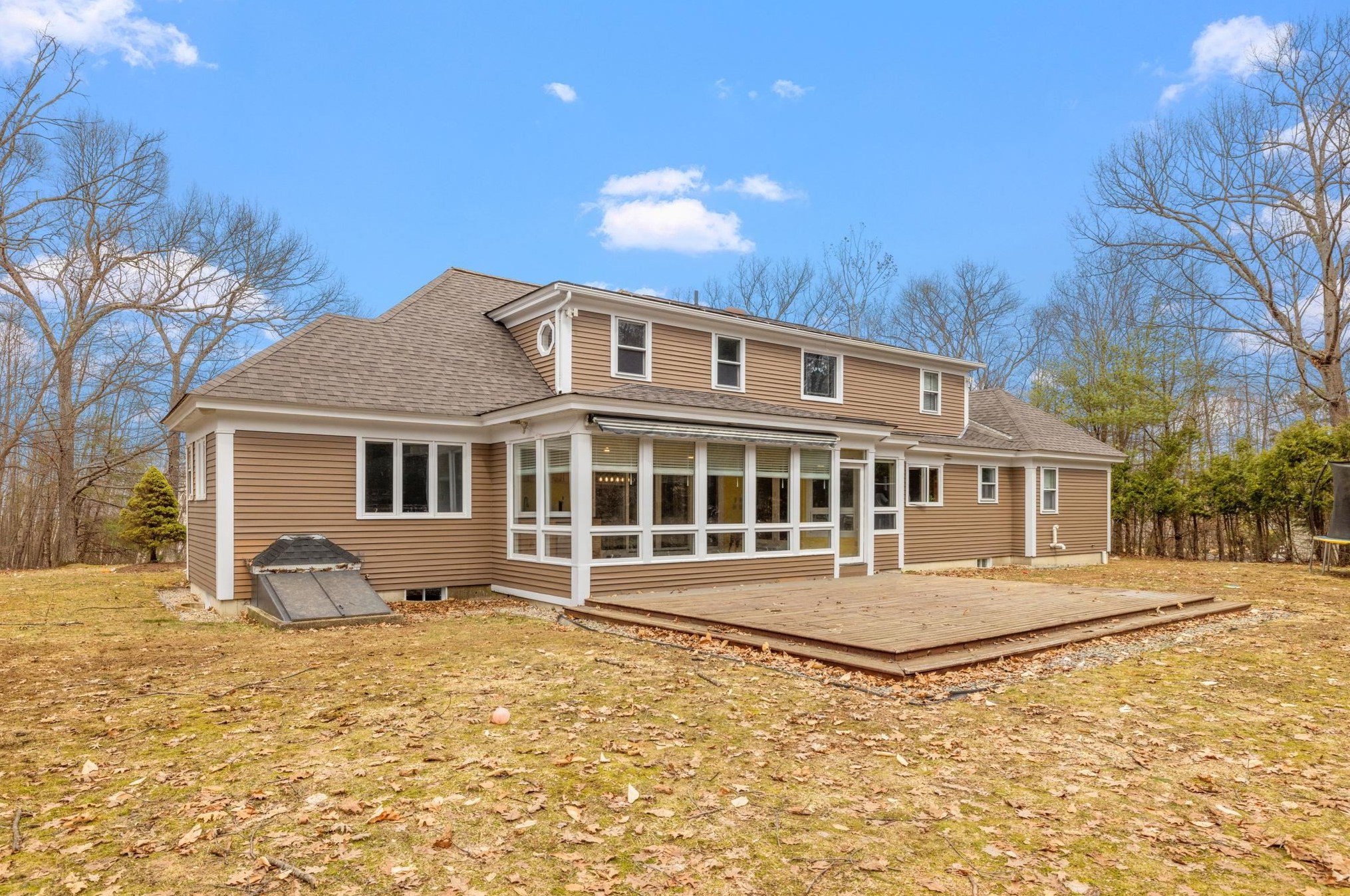 5 Longview Dr, Concord, NH 03304