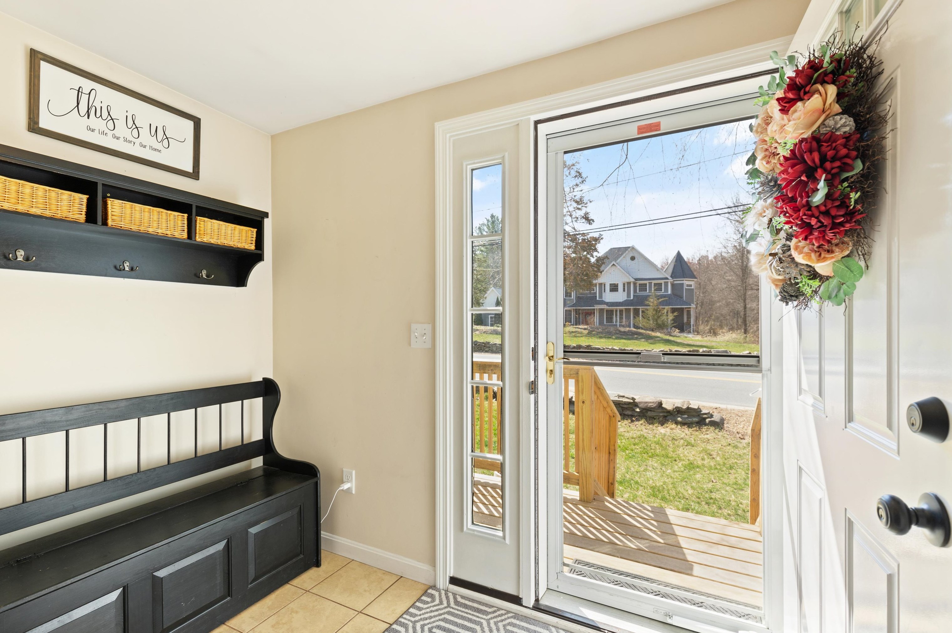 30 Boyd Rd, Hudson, NH 03051