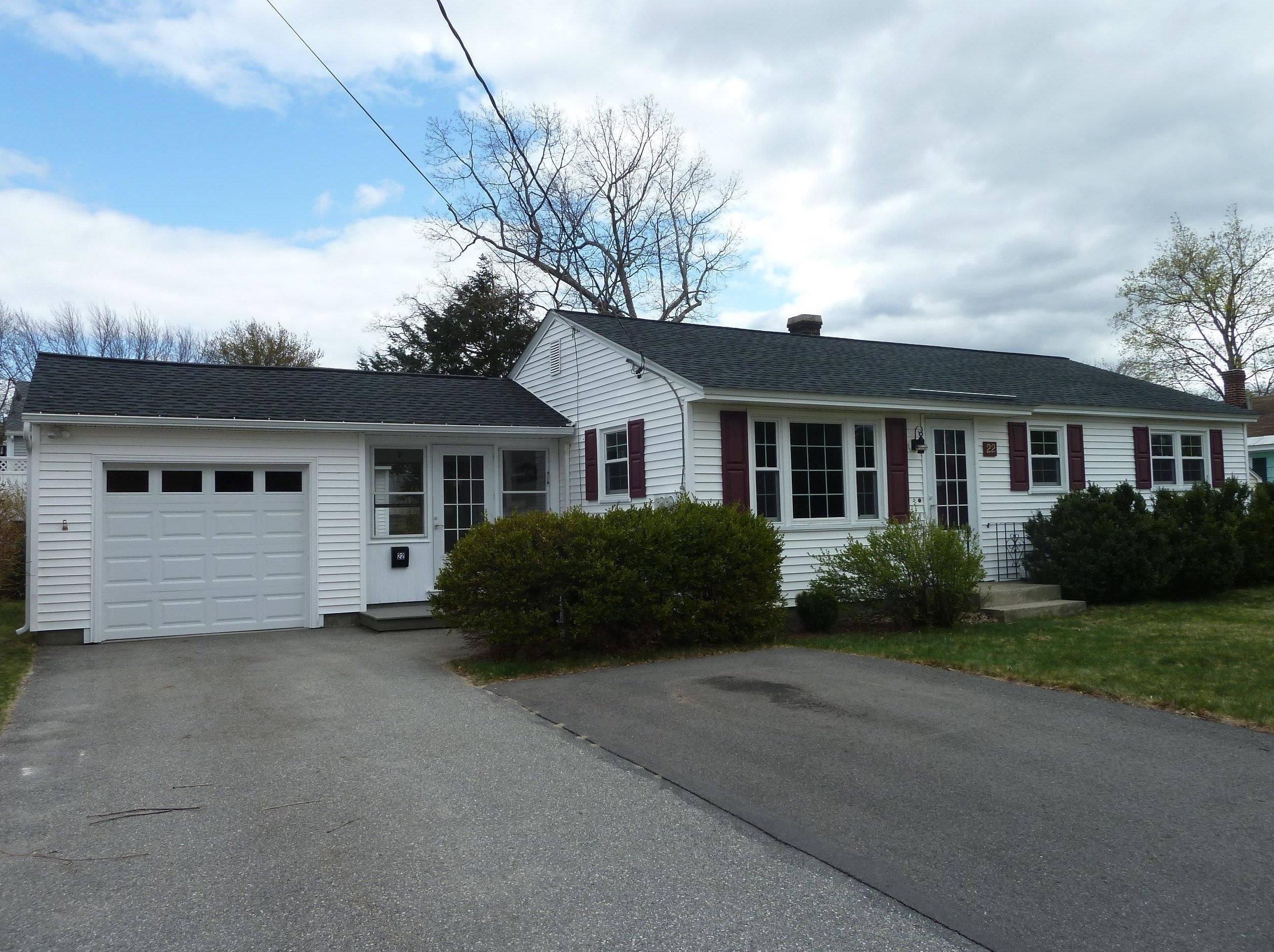 22 Paul Ave, Nashua, NH 03060
