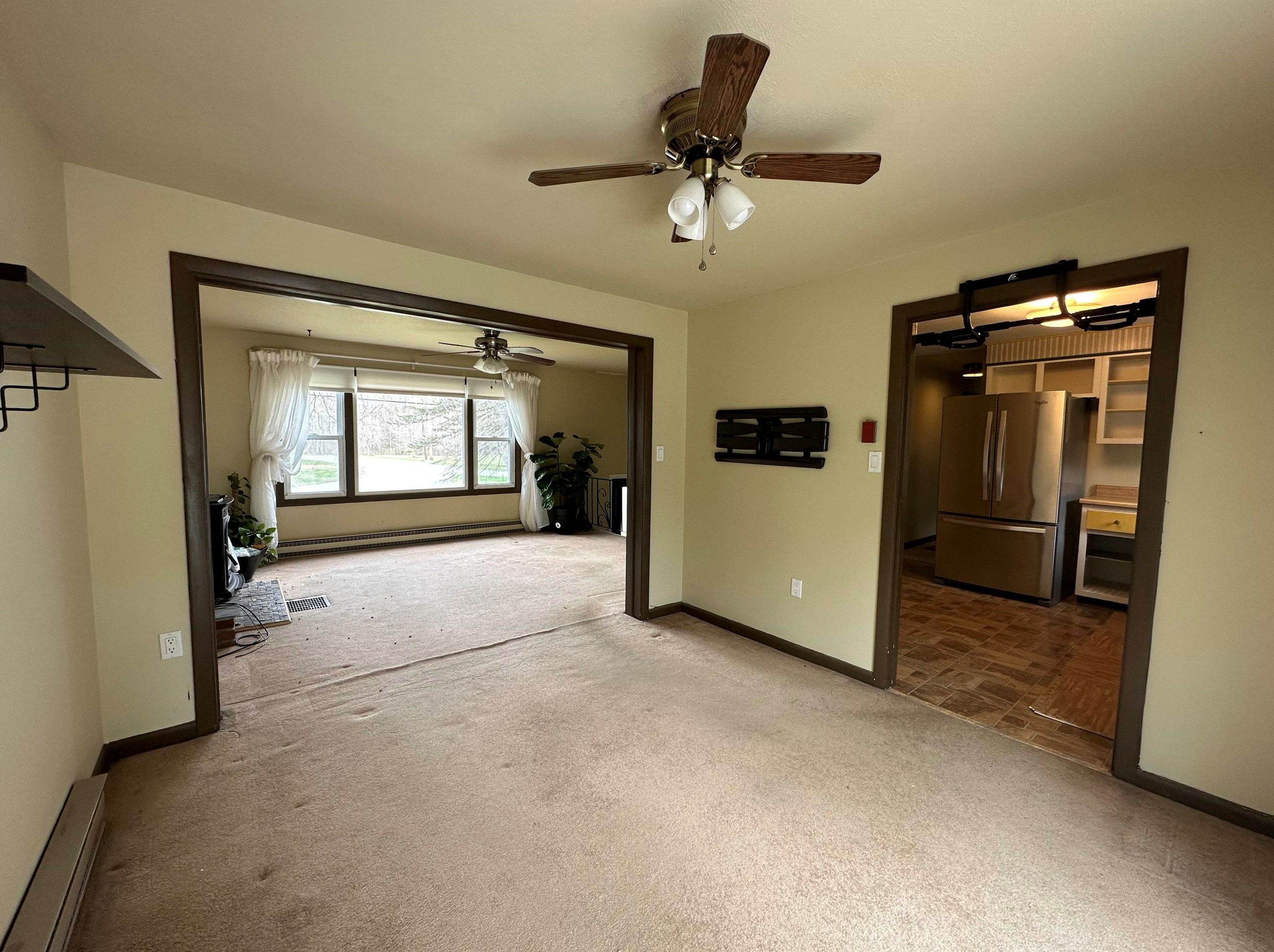 241 Meriden Rd, Lebanon NH  03766-2301 exterior