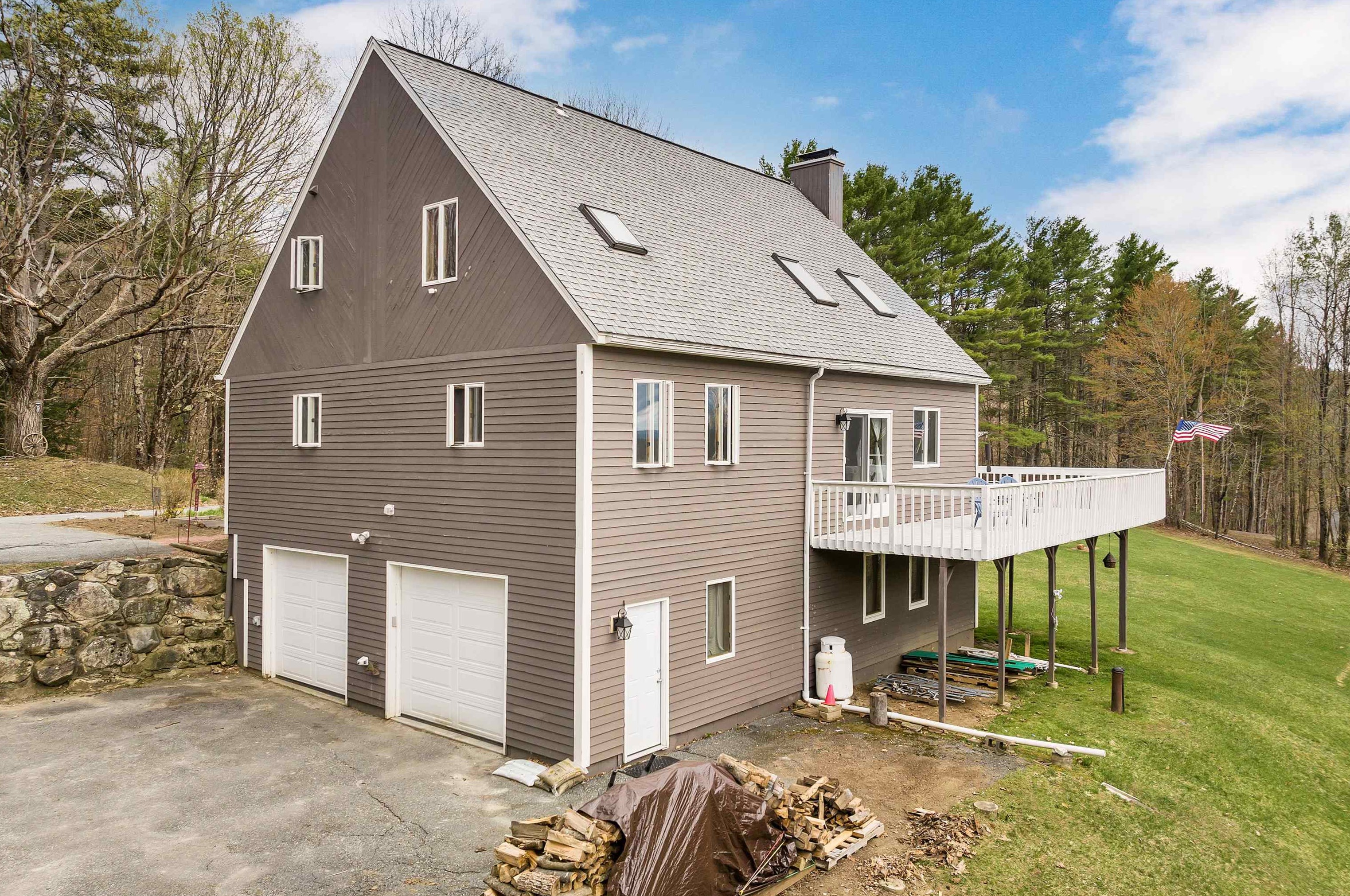 96 Slab City Rd, Unity, NH 03743