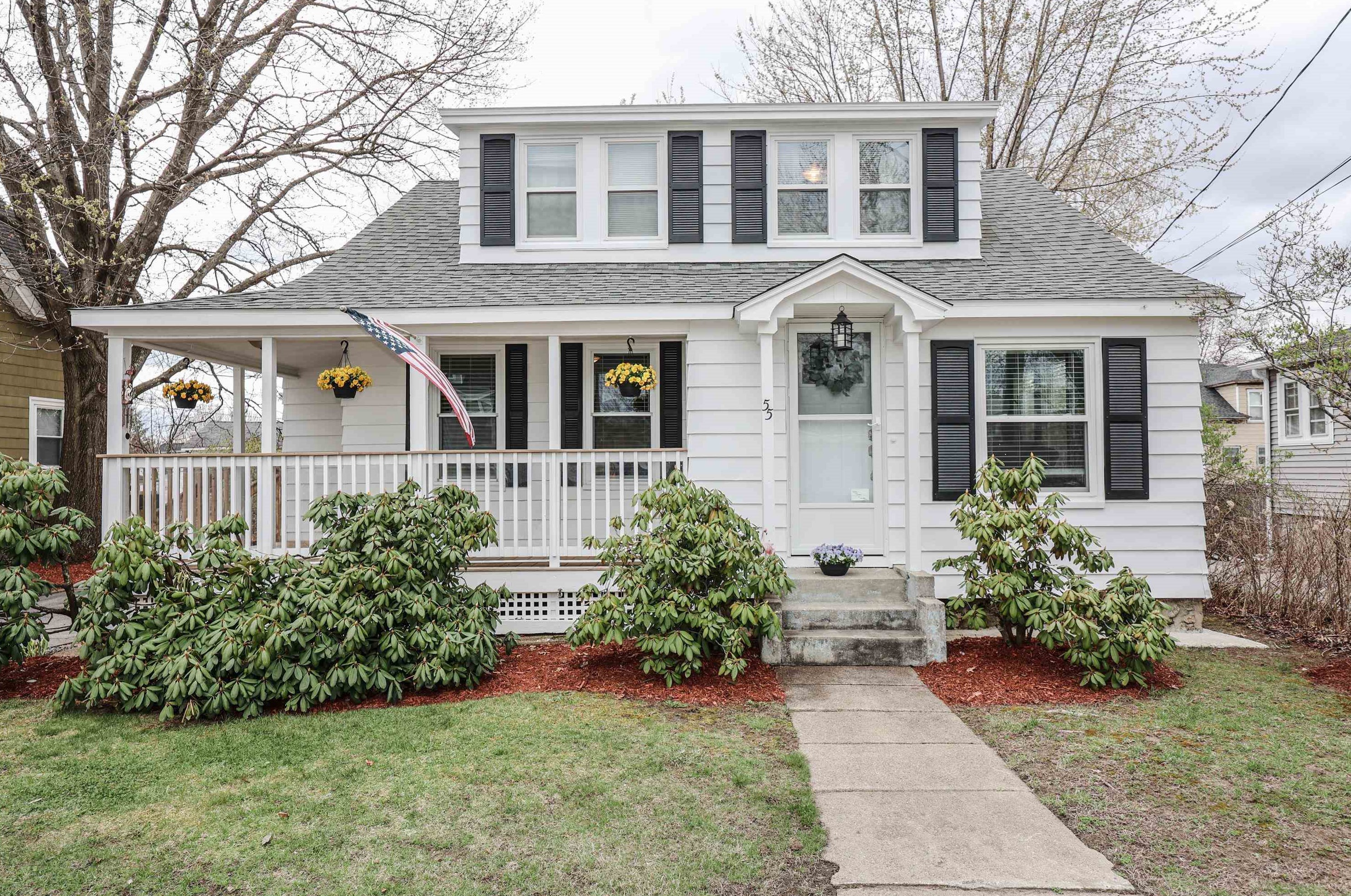 55 S Hall St, Manchester, NH 03103