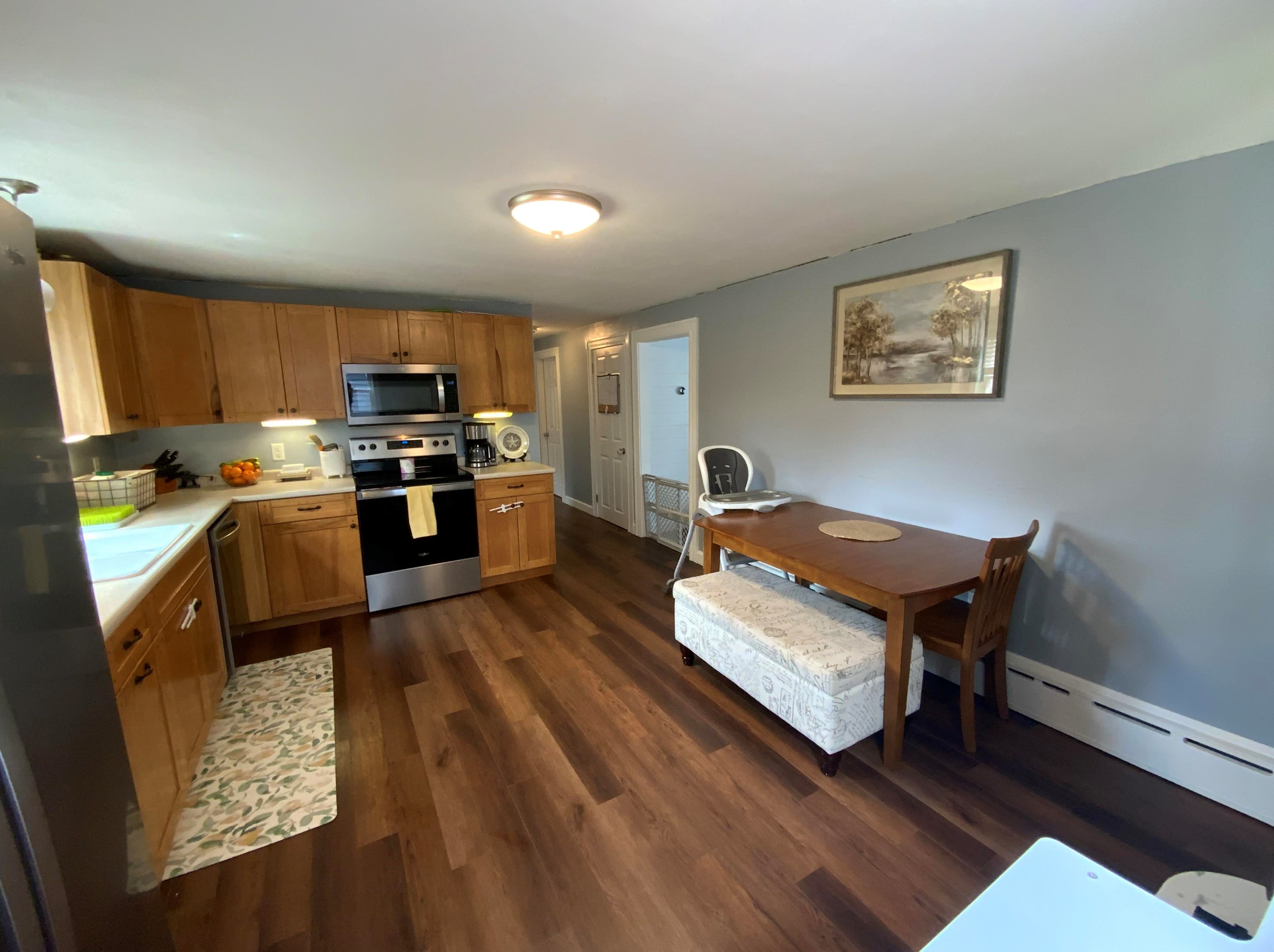 61 Chamberlain St, Rochester, NH 03867-3307