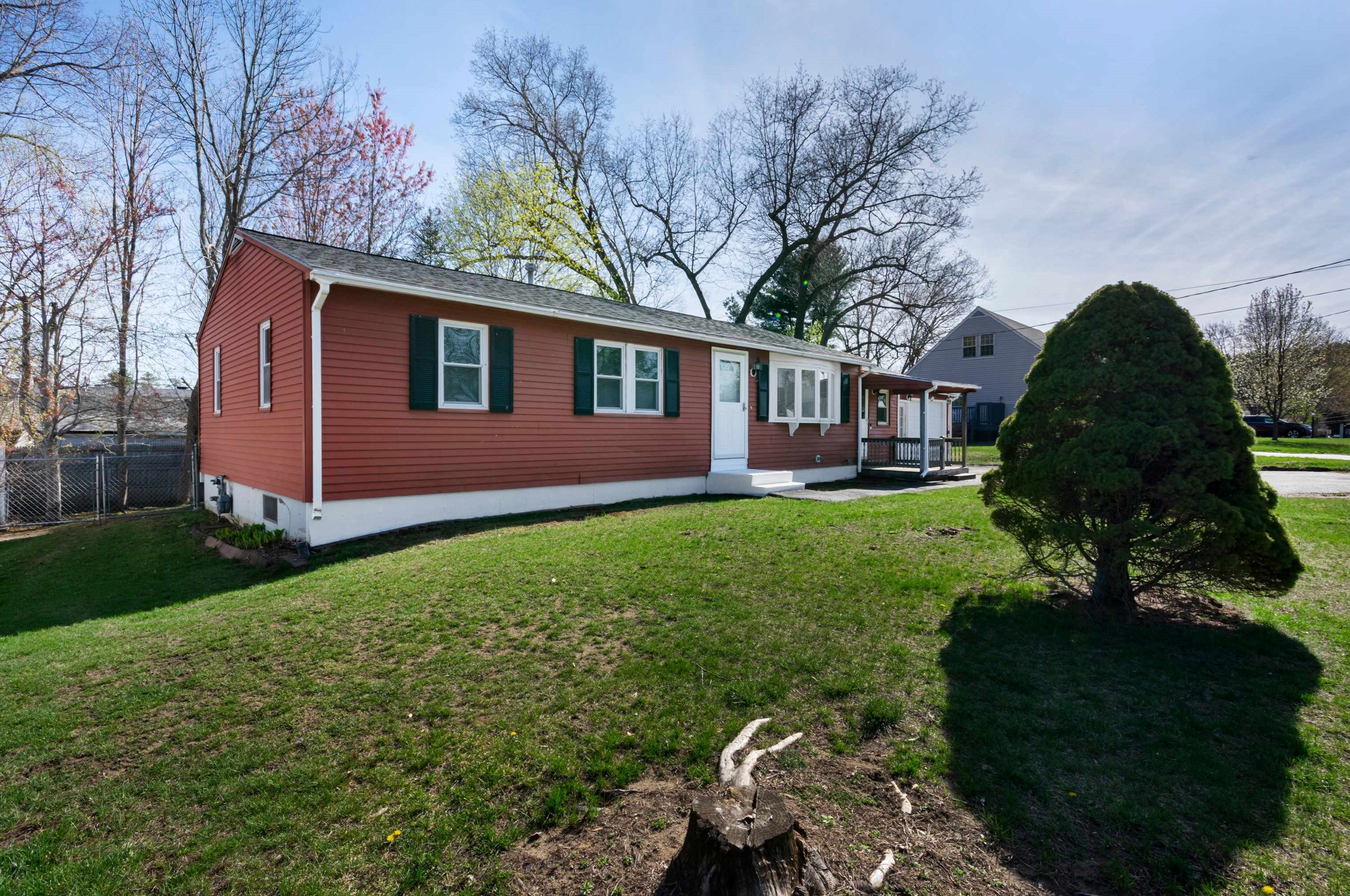 31 June St, Nashua, NH 03060