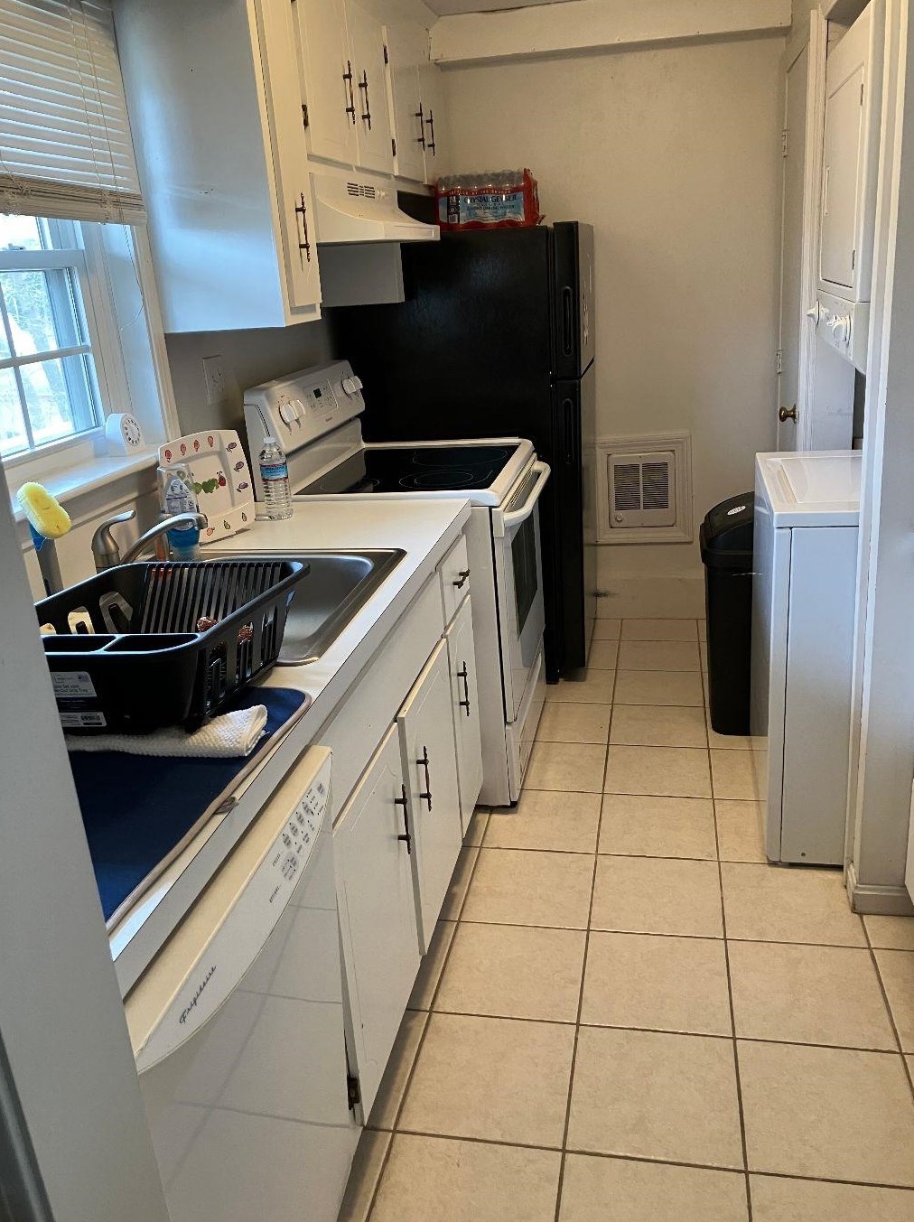 105 Portsmouth Ave #2, Kensington, NH 03833
