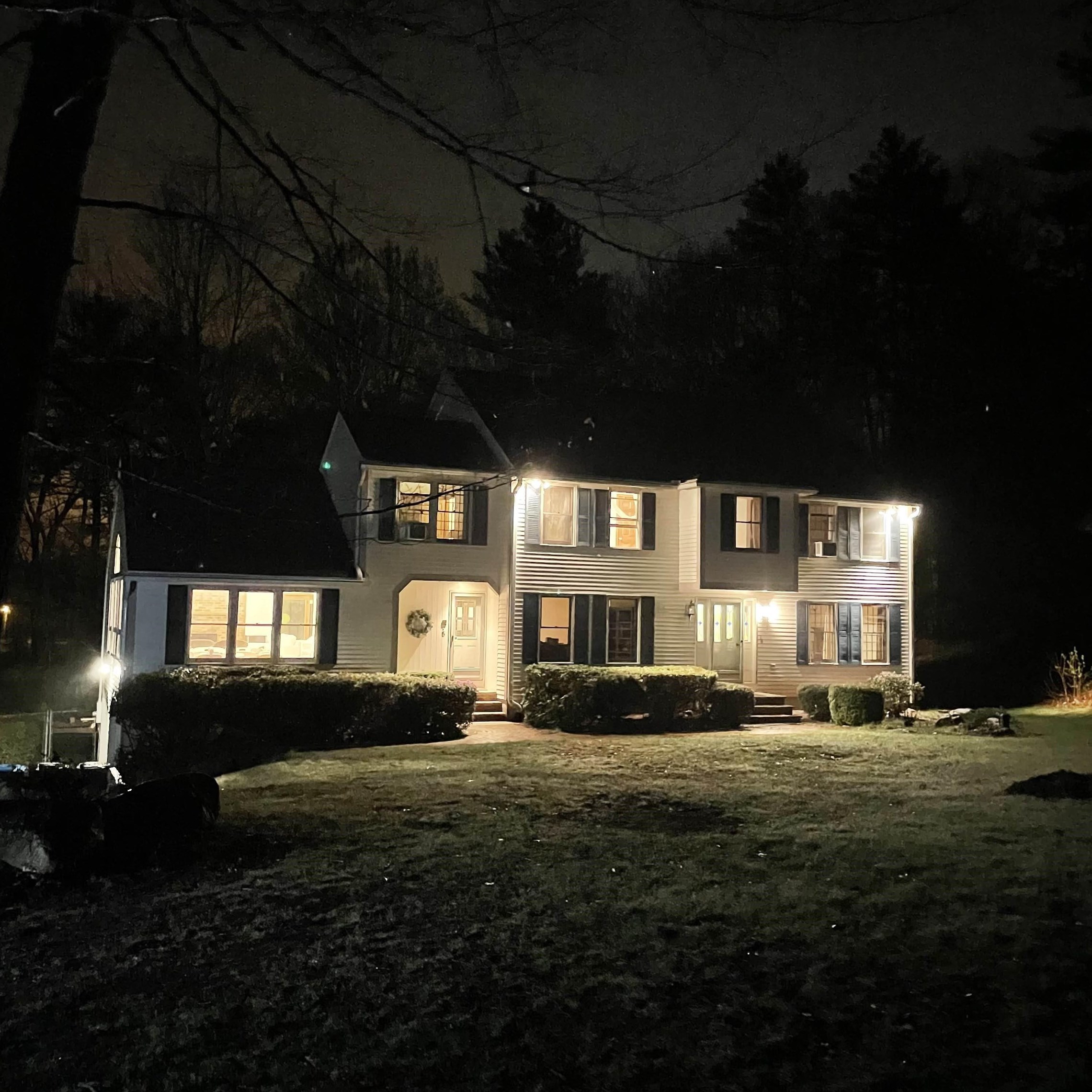 8 Pawtucket Ln, Salem, NH 03079