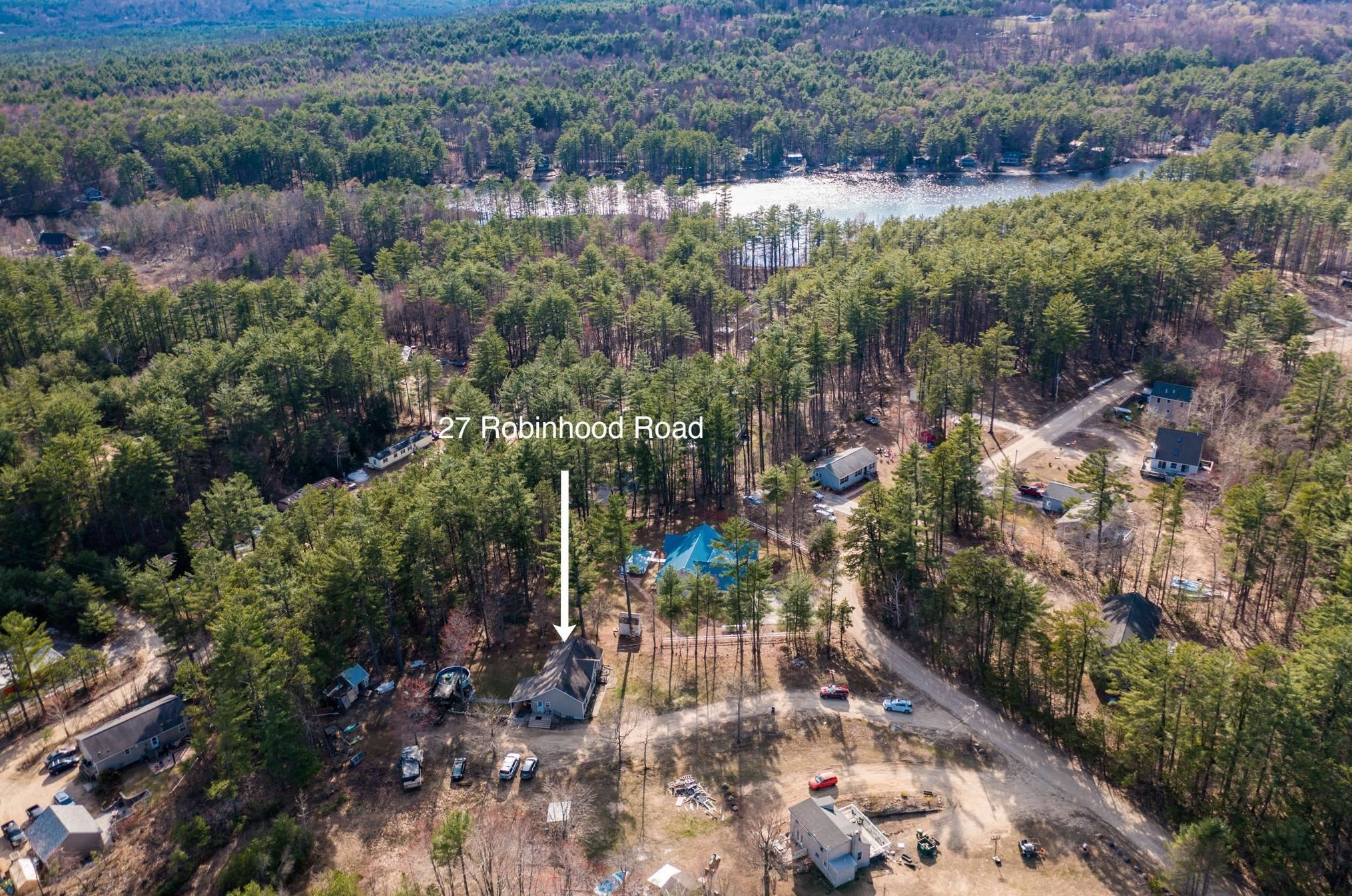 27 Robinhood Rd, Wakefield, NH 03830