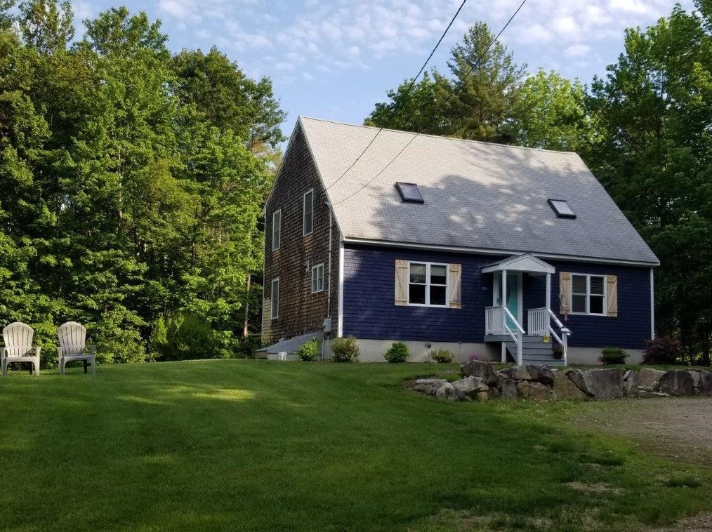 34 Trask Mountain Rd, Tuftonboro, NH 03894 exterior