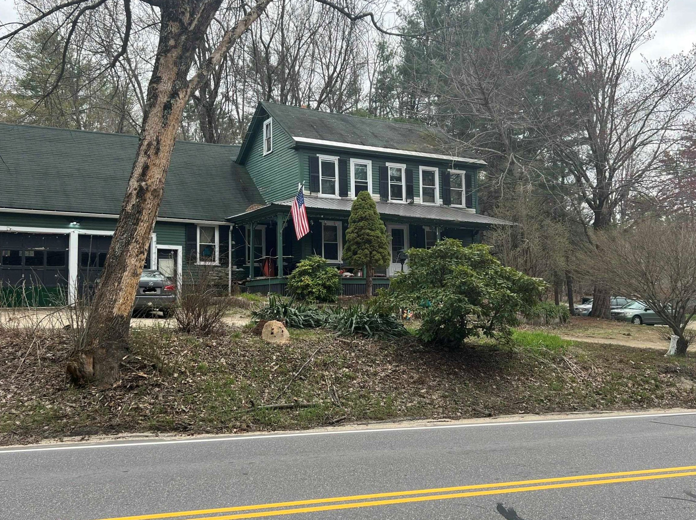 660 Main St, Tuftonboro NH  03894-4315 exterior