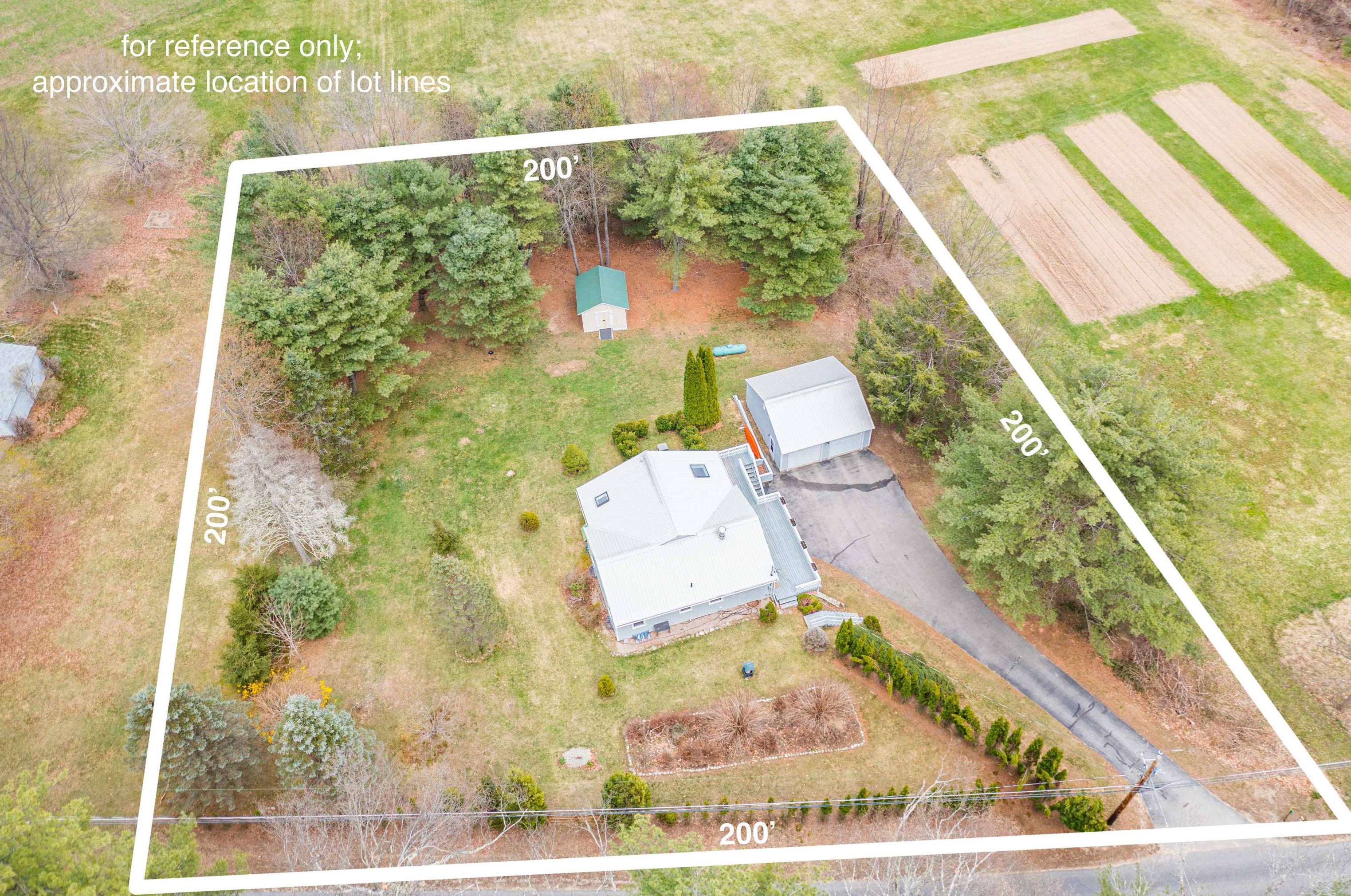 16 Snell Rd, Lee, NH 03861