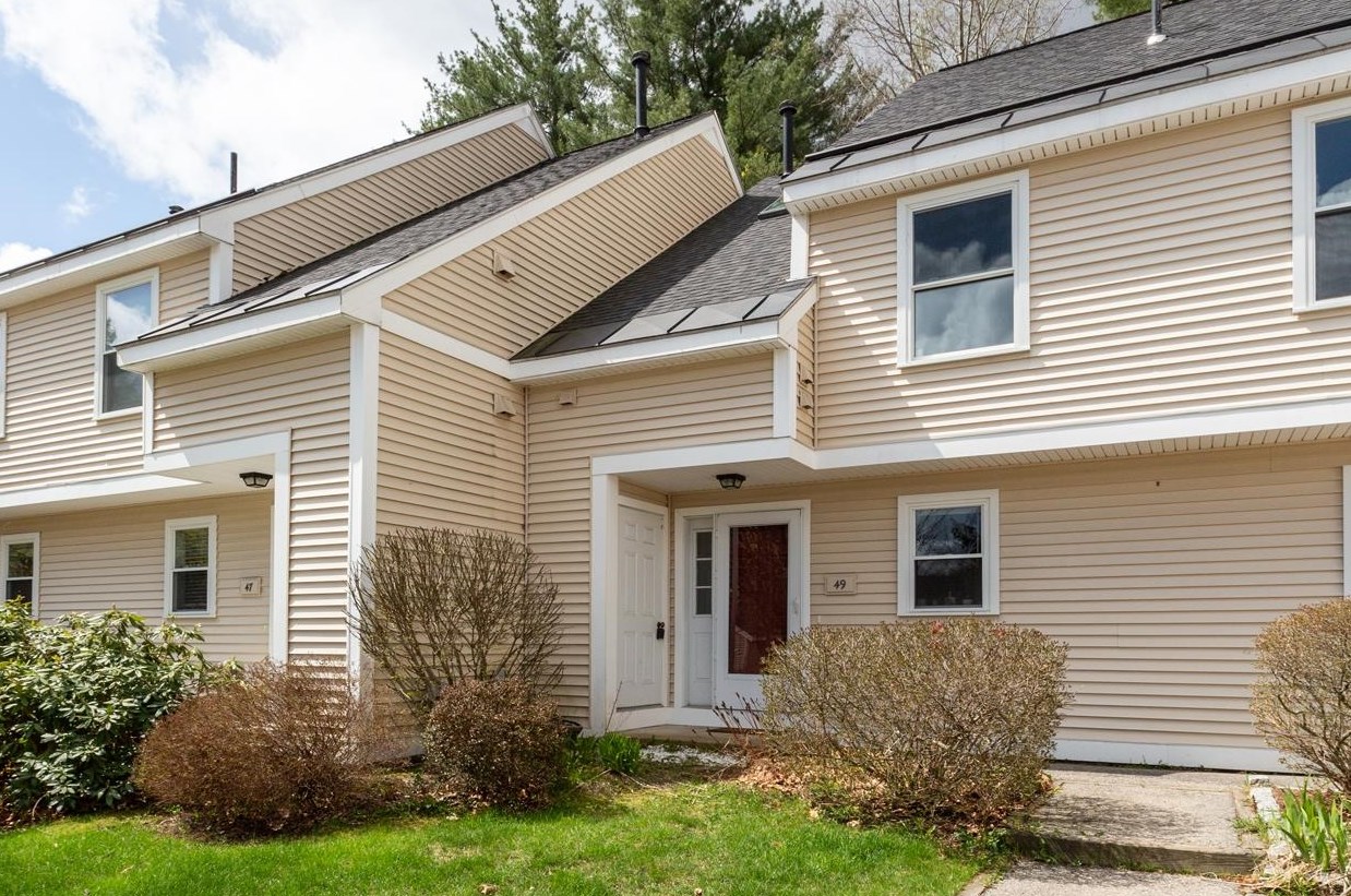 49 Bluffs Dr, Concord, NH 03303