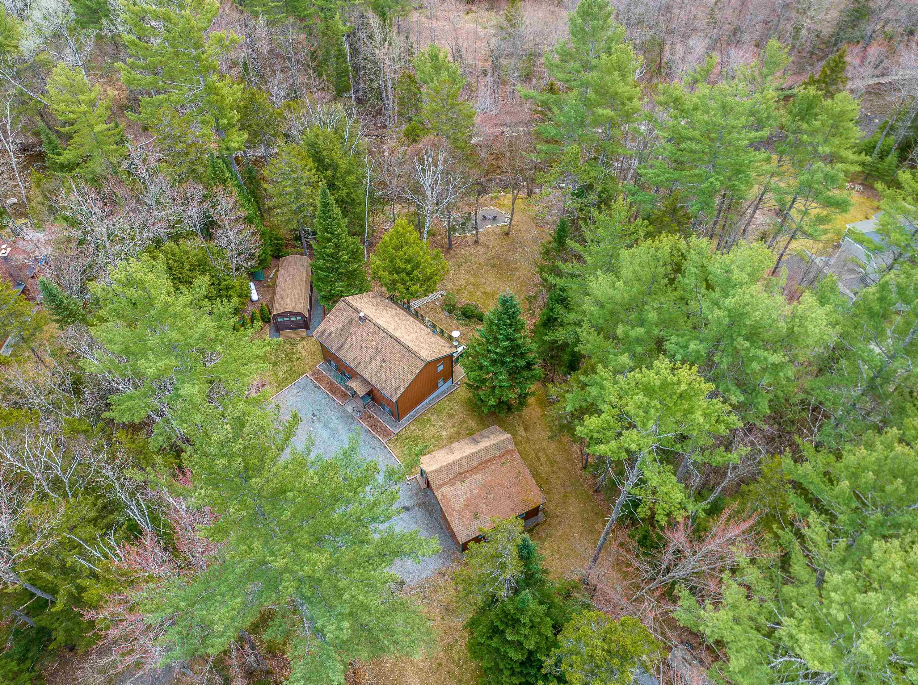 415 Plantation Rd, Easton, NH 03580