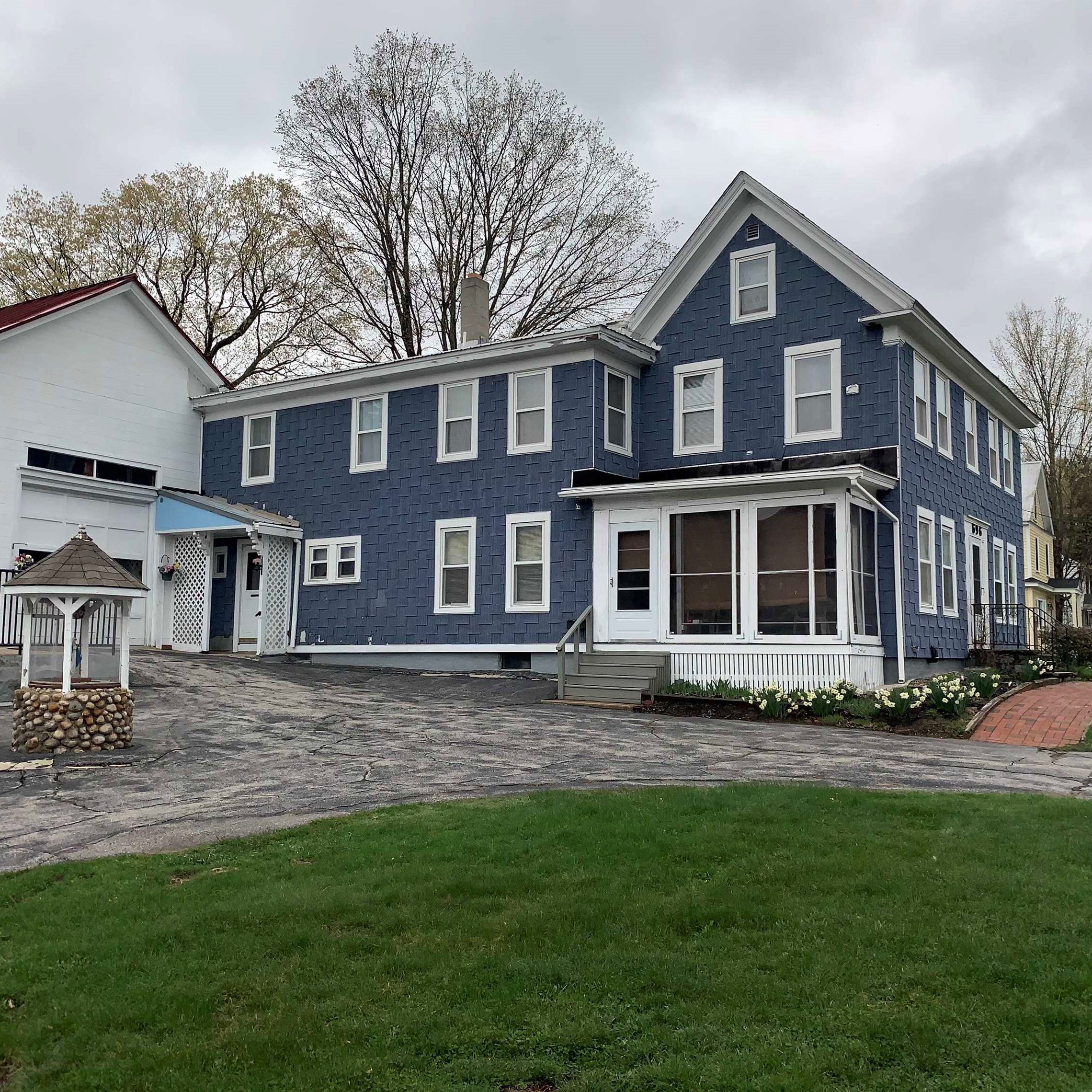 596 Portland St, Rochester, NH 03868