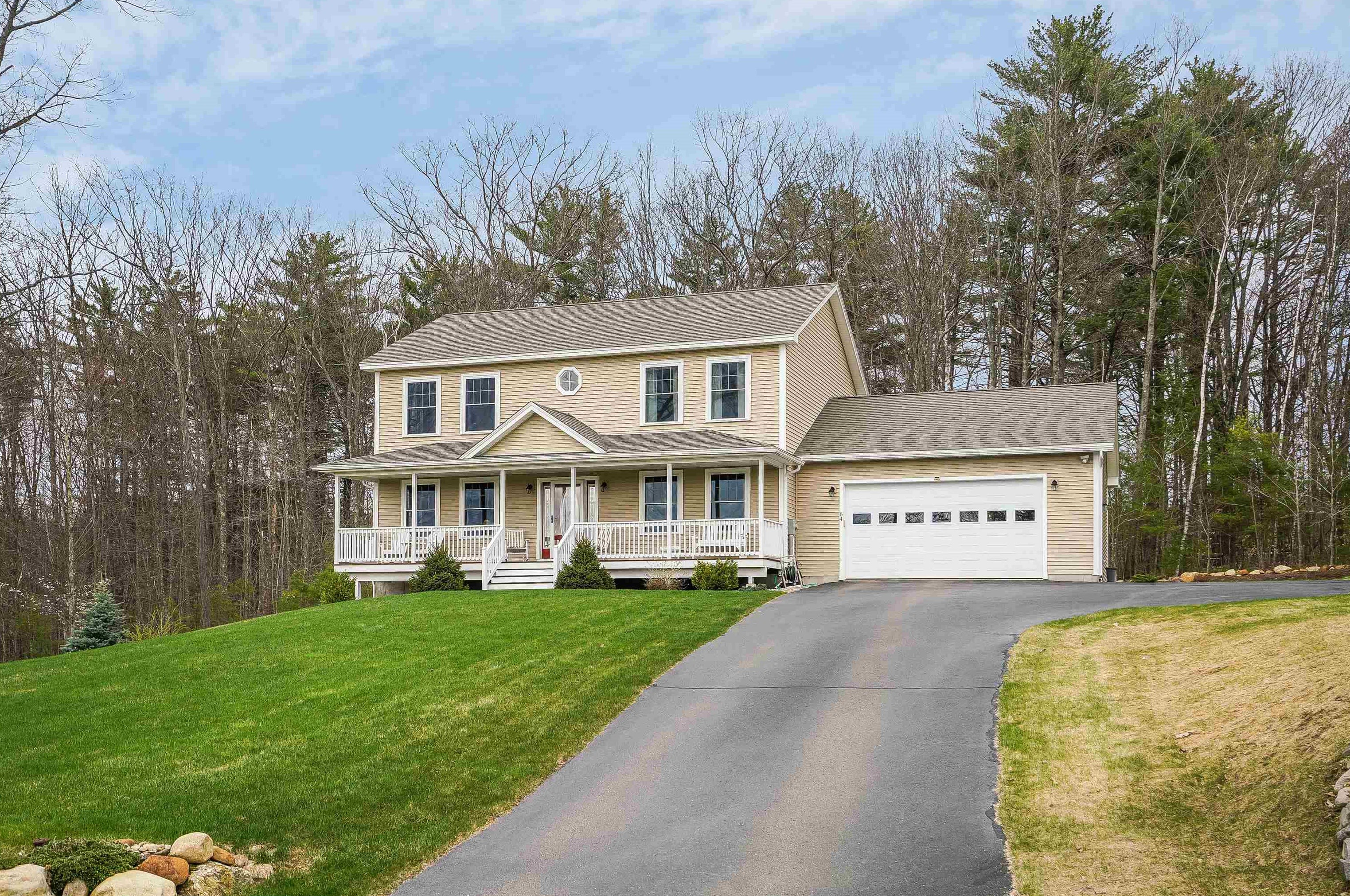 64 Sun Lake Dr, Belmont, NH 03220