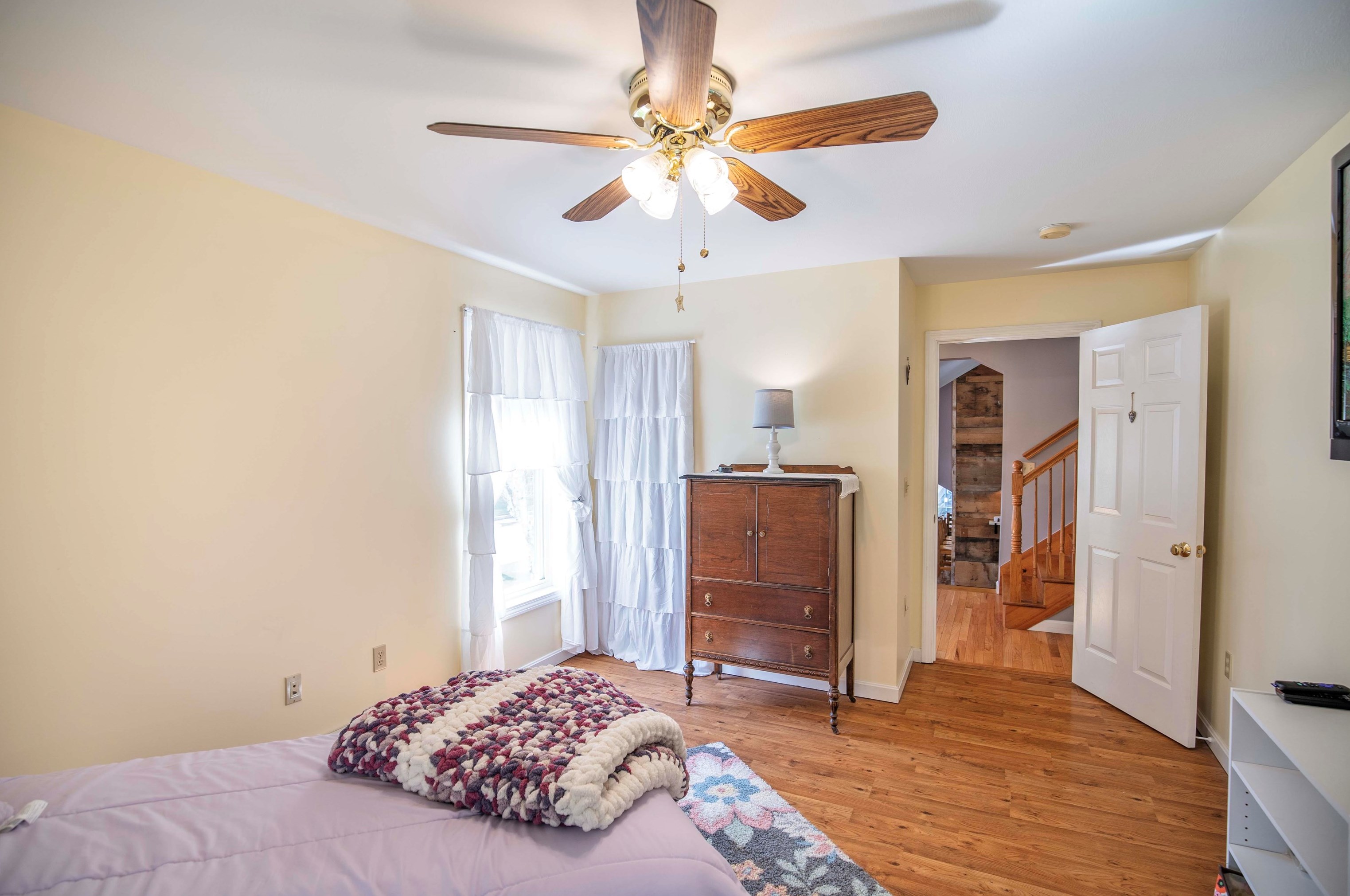 1630 Lake Shore Rd, Manchester NH  03109-5711 exterior