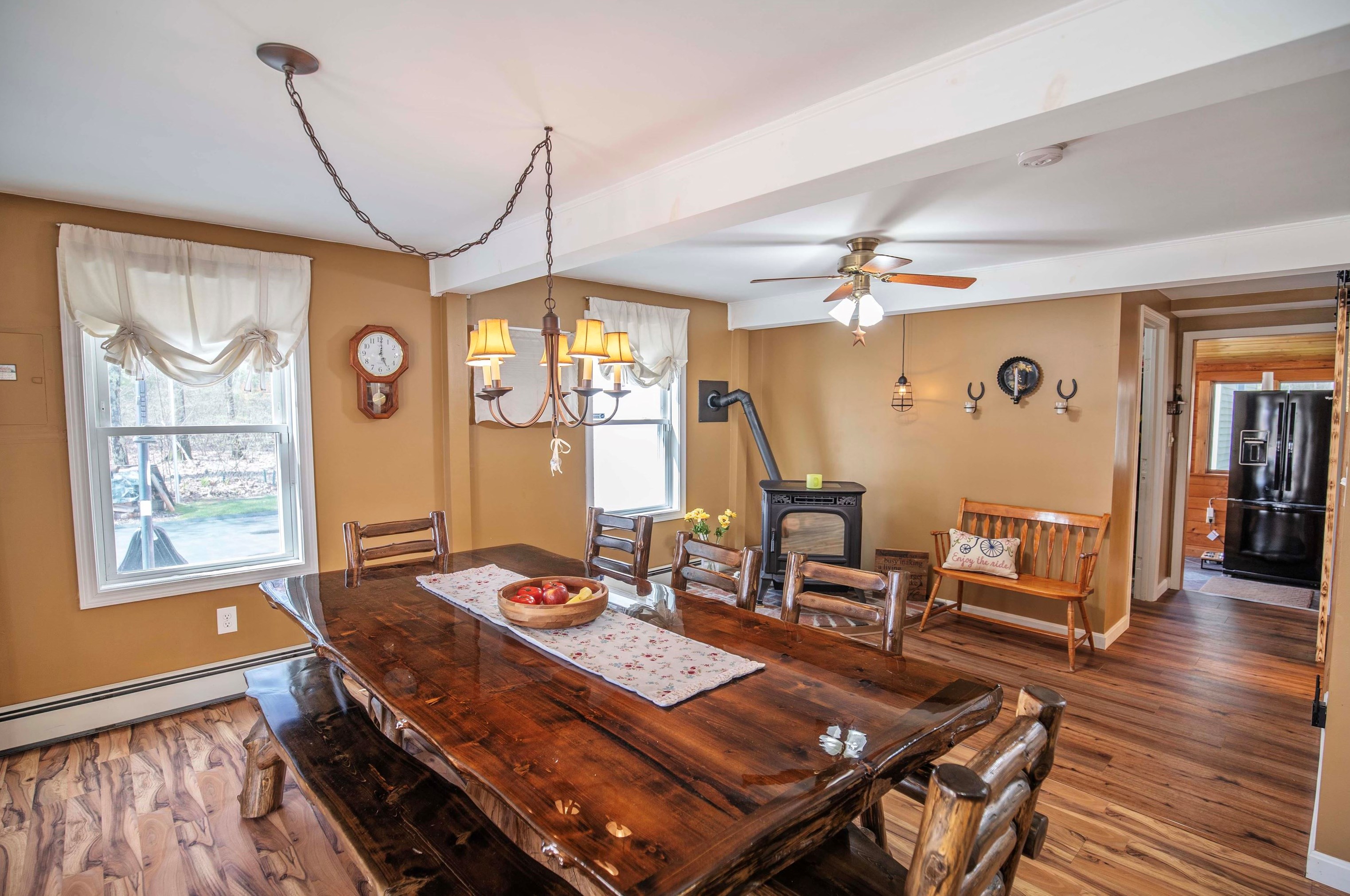 1630 Lake Shore Rd, Manchester NH  03109-5711 exterior