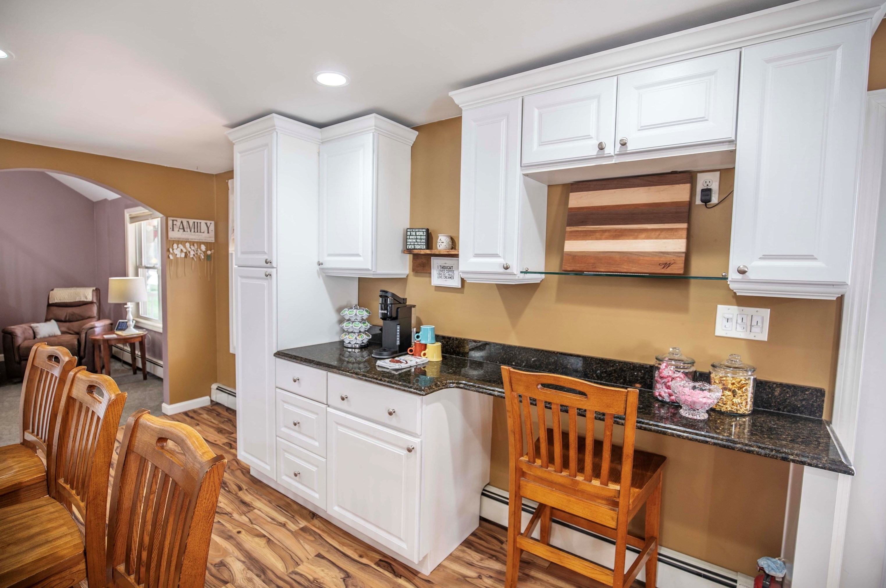 1630 Lake Shore Rd, Manchester NH  03109-5711 exterior