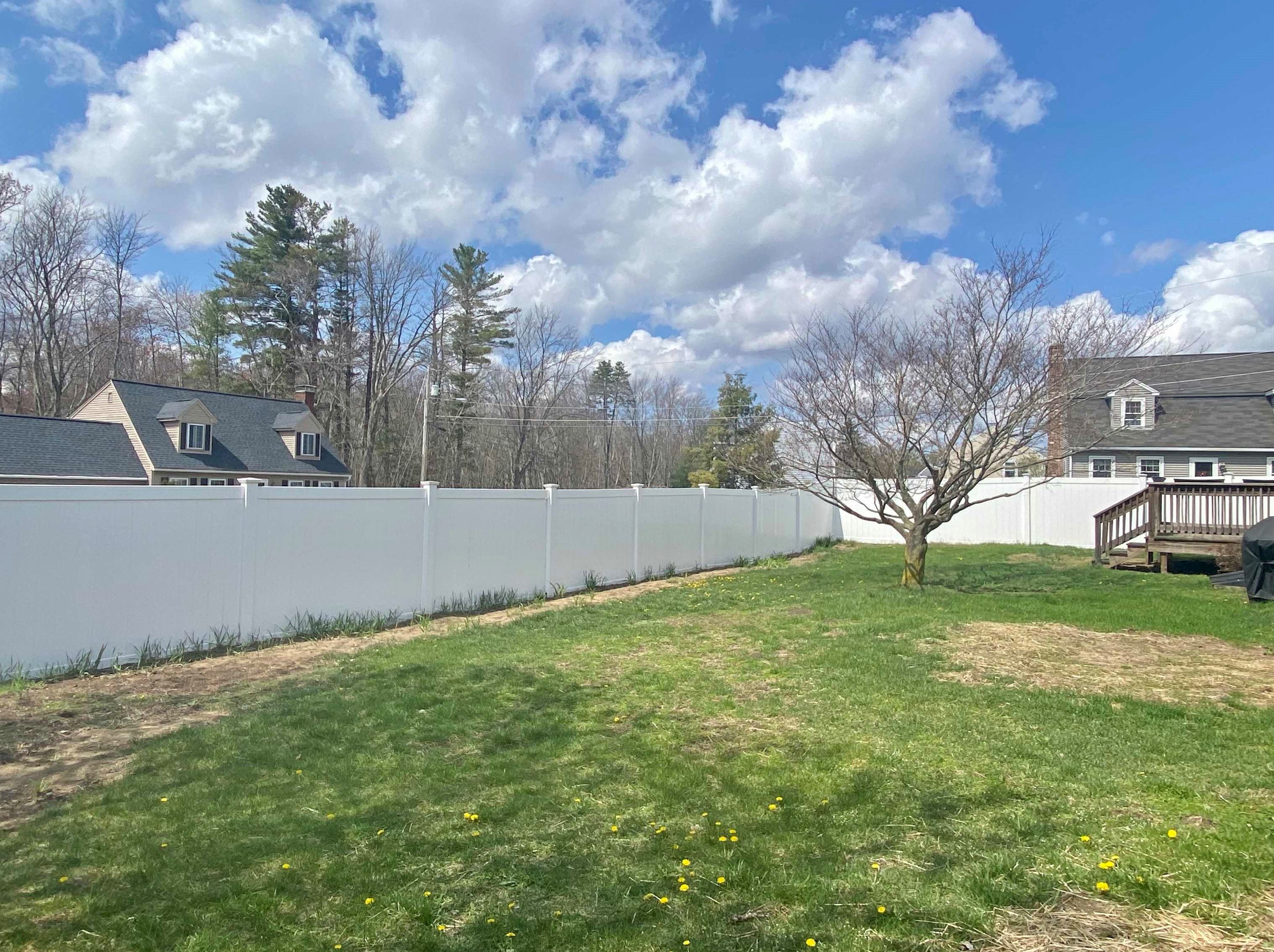 33 Old Orchard Way, Manchester NH  03103-2368 exterior