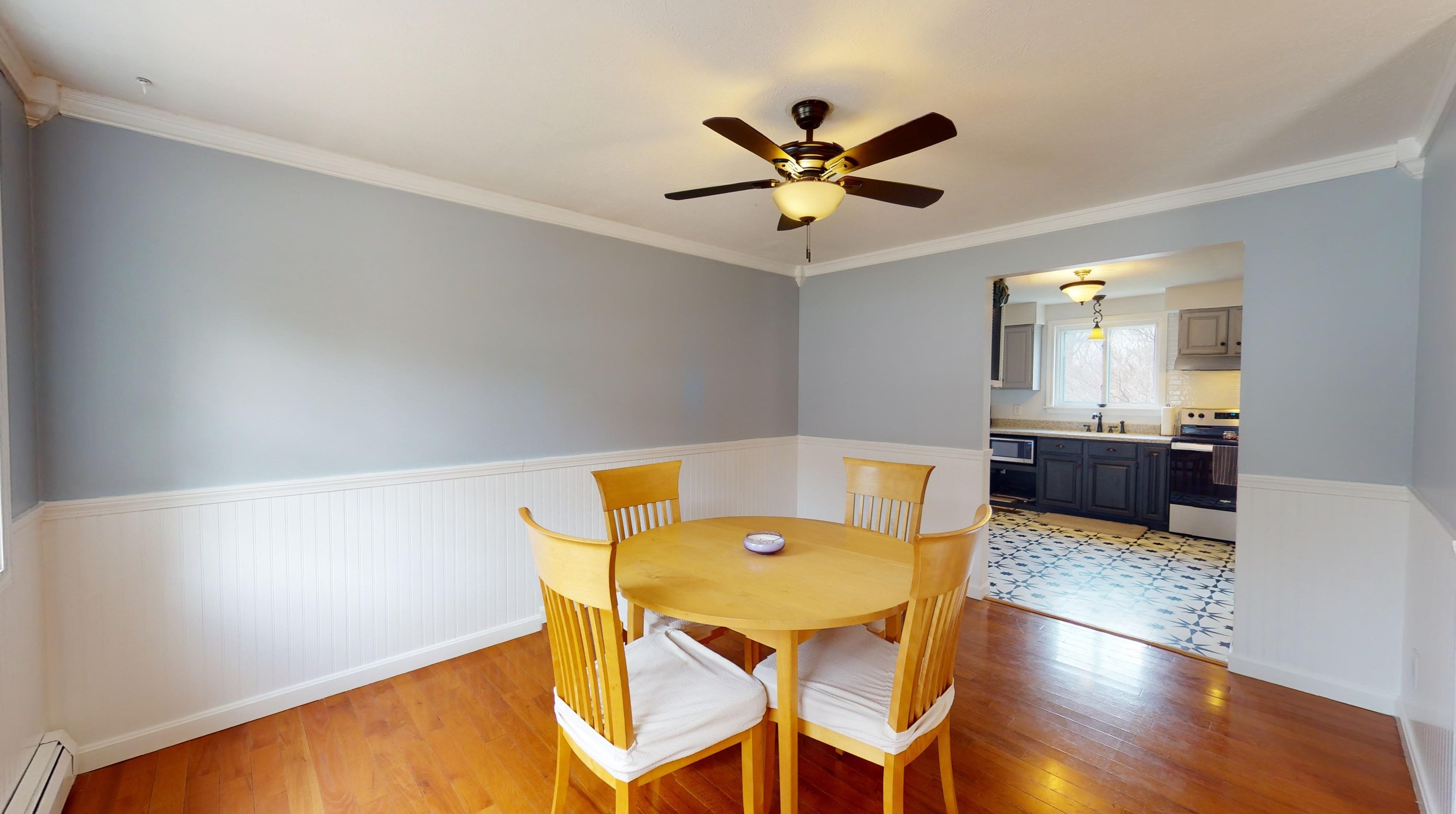 33 Old Orchard Way, Manchester NH  03103-2368 exterior
