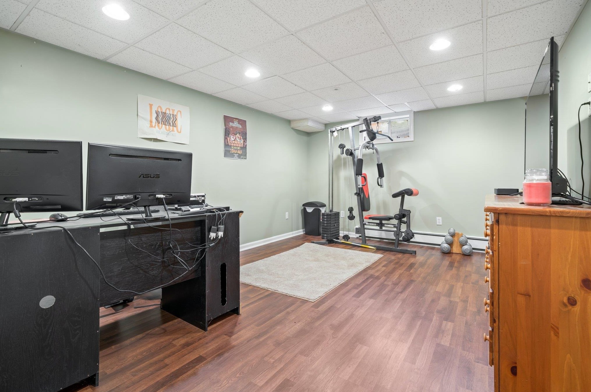 18 Julia Dr, Manchester NH  03106-2223 exterior