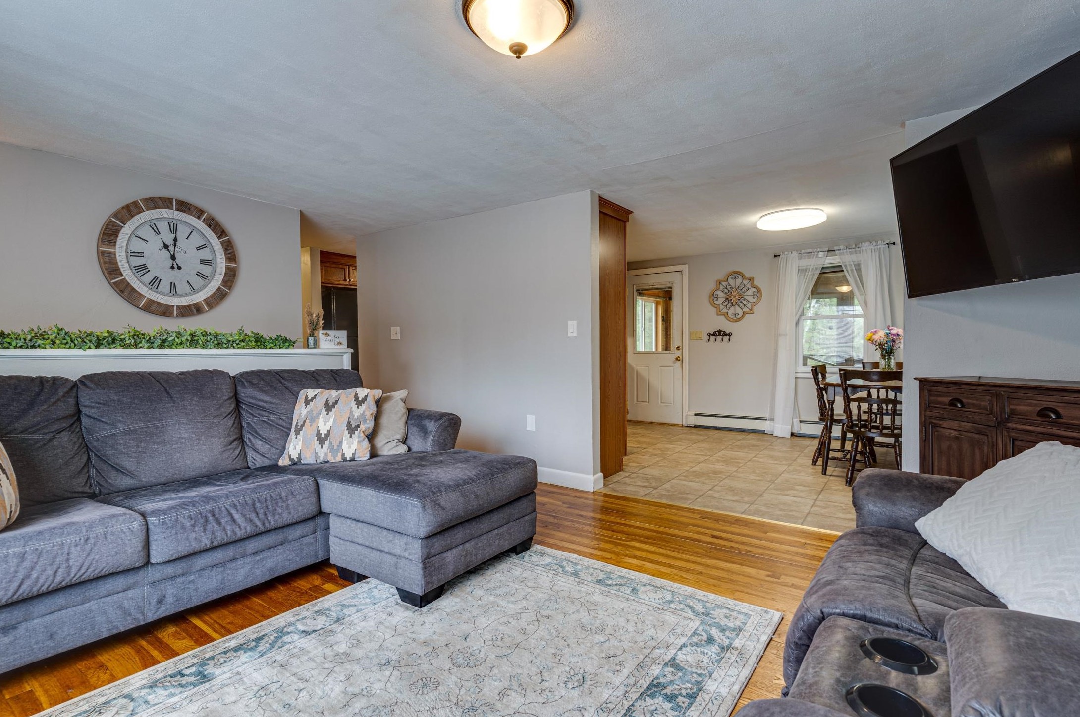176 Washington St, Rochester NH  03839-5504 exterior