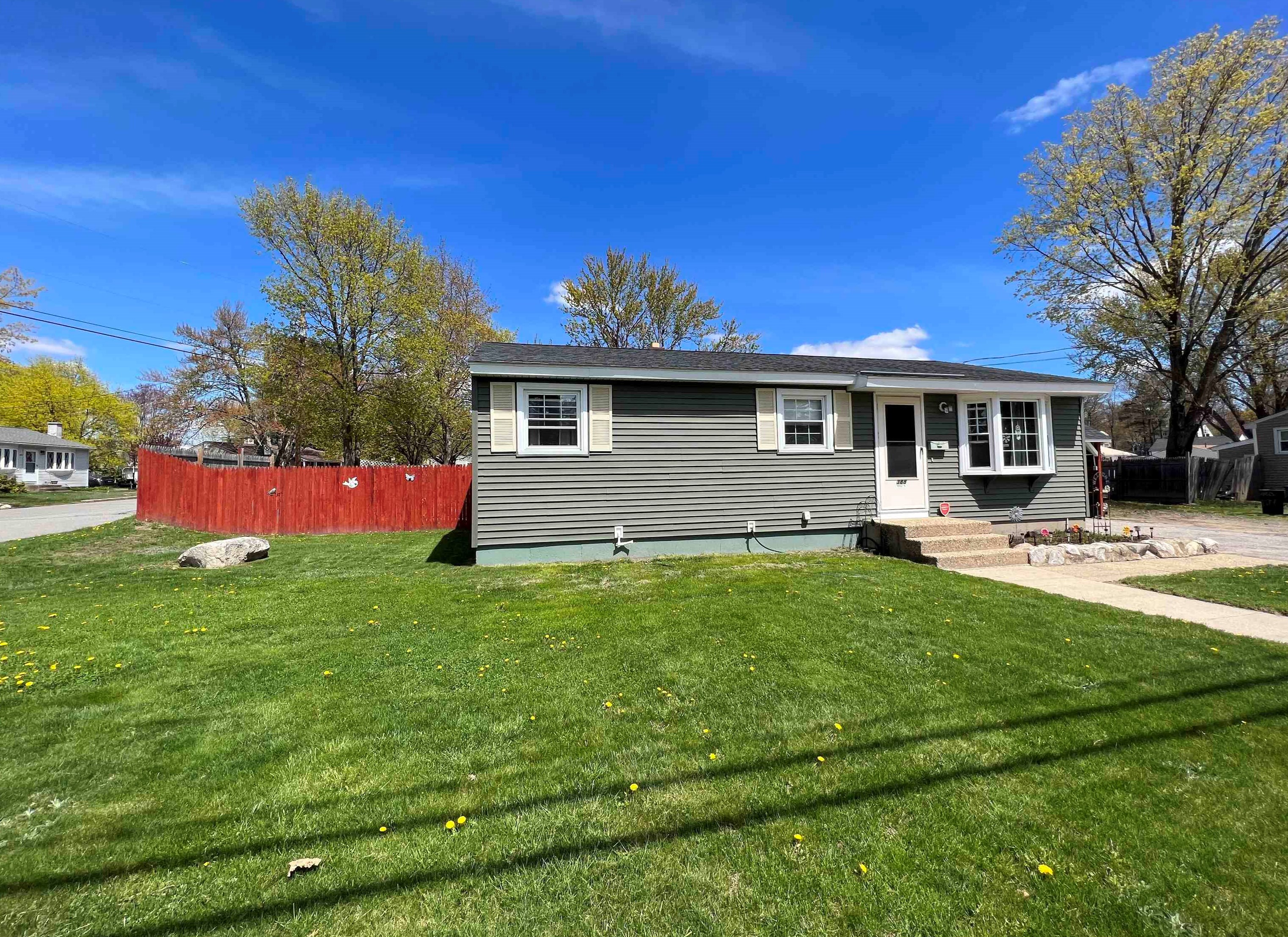 388 Weston Rd, Manchester, NH 03103-3117
