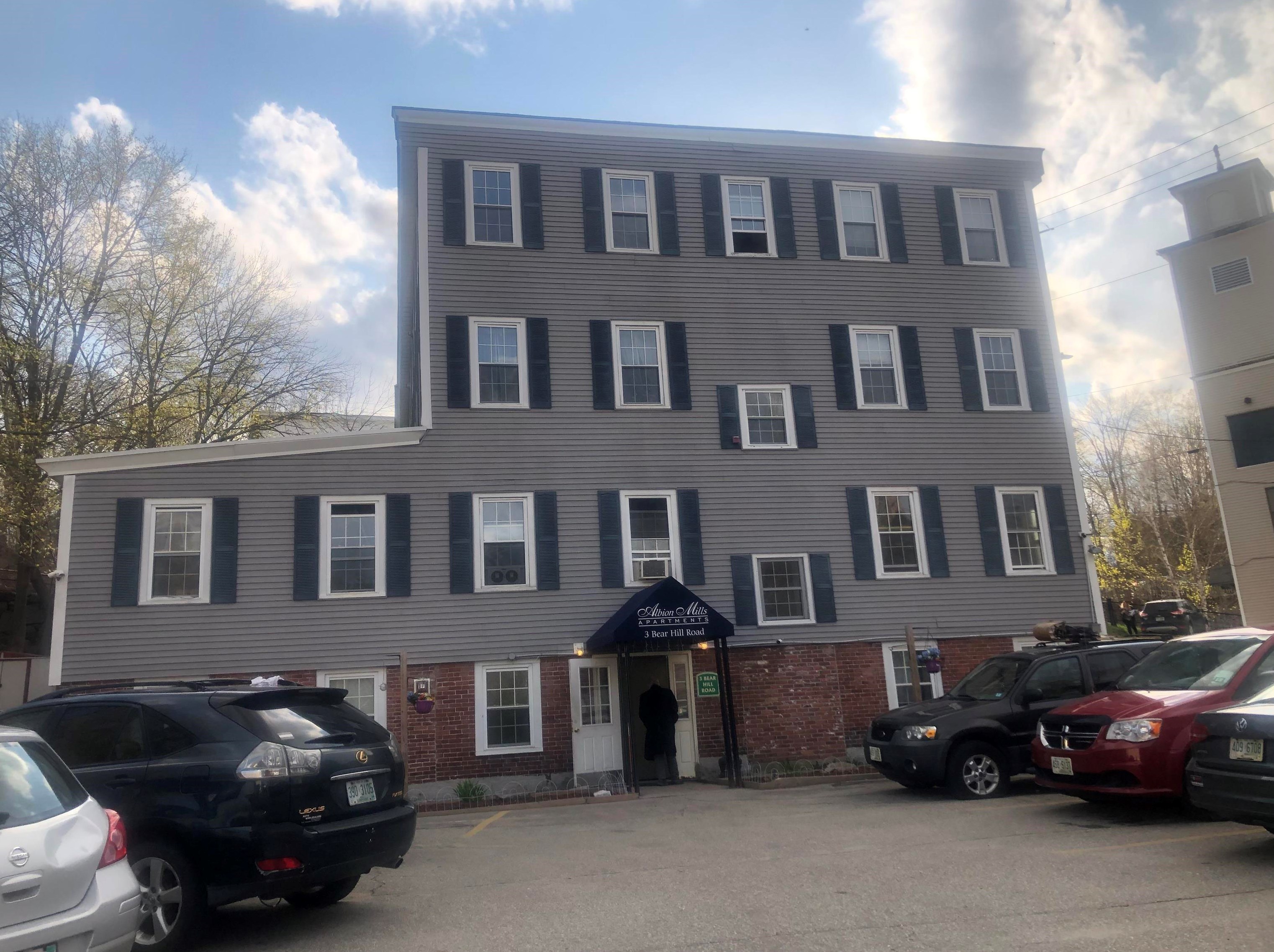 3 Bear Hill Rd, Fremont, NH 03044