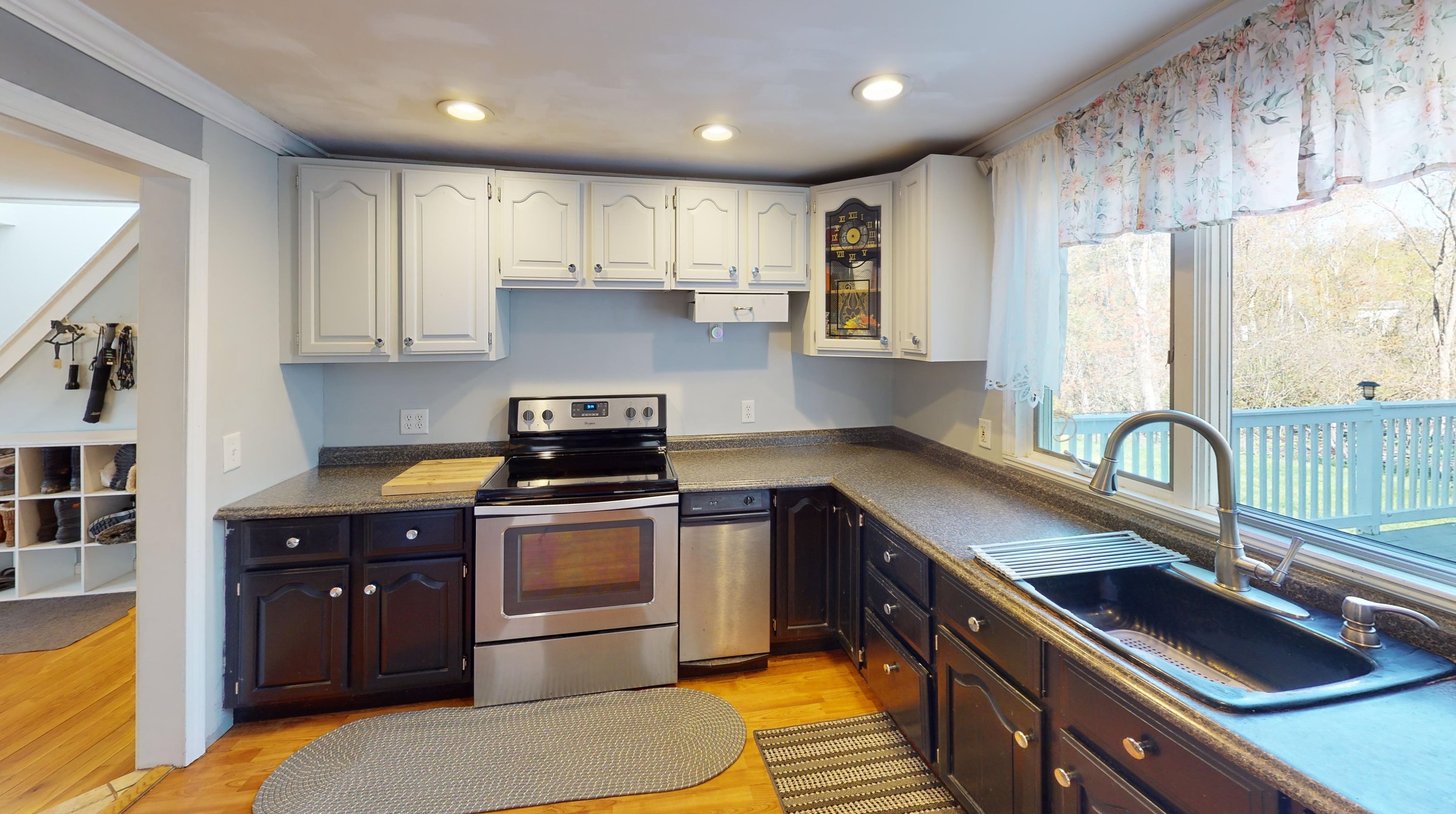 19 Alta Ave, Salem, NH 03079