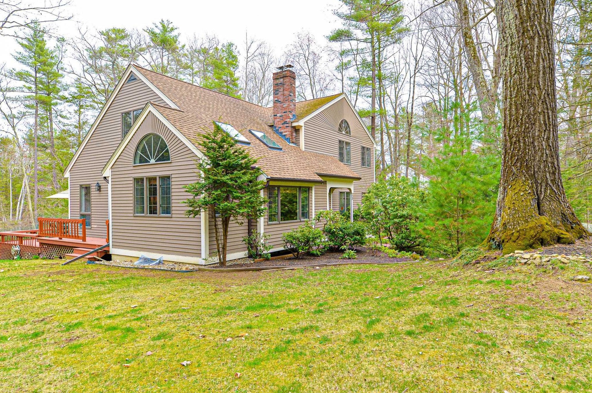 13 Millstream Dr, Kensington, NH 03833-4537