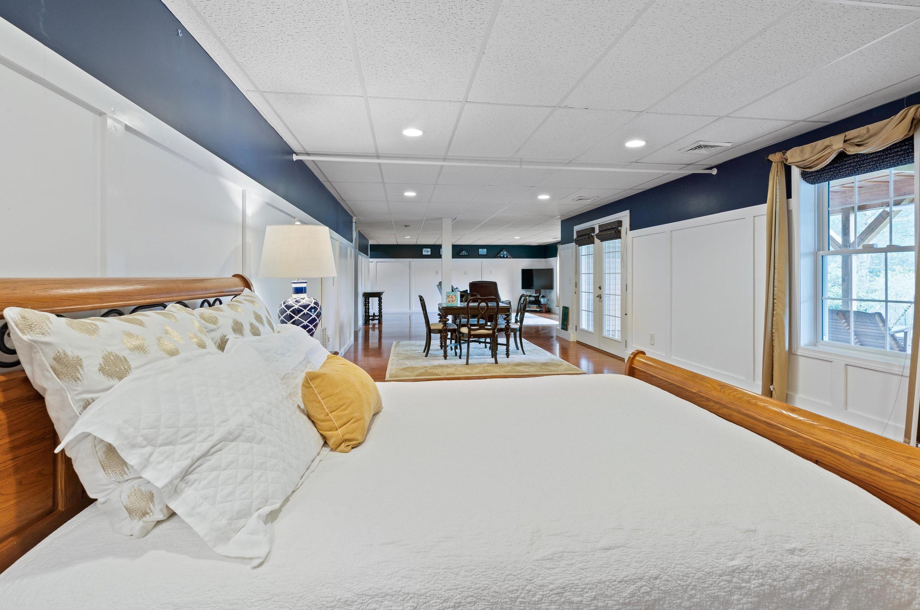 311 Brent St, Manchester NH  03103-7705 exterior