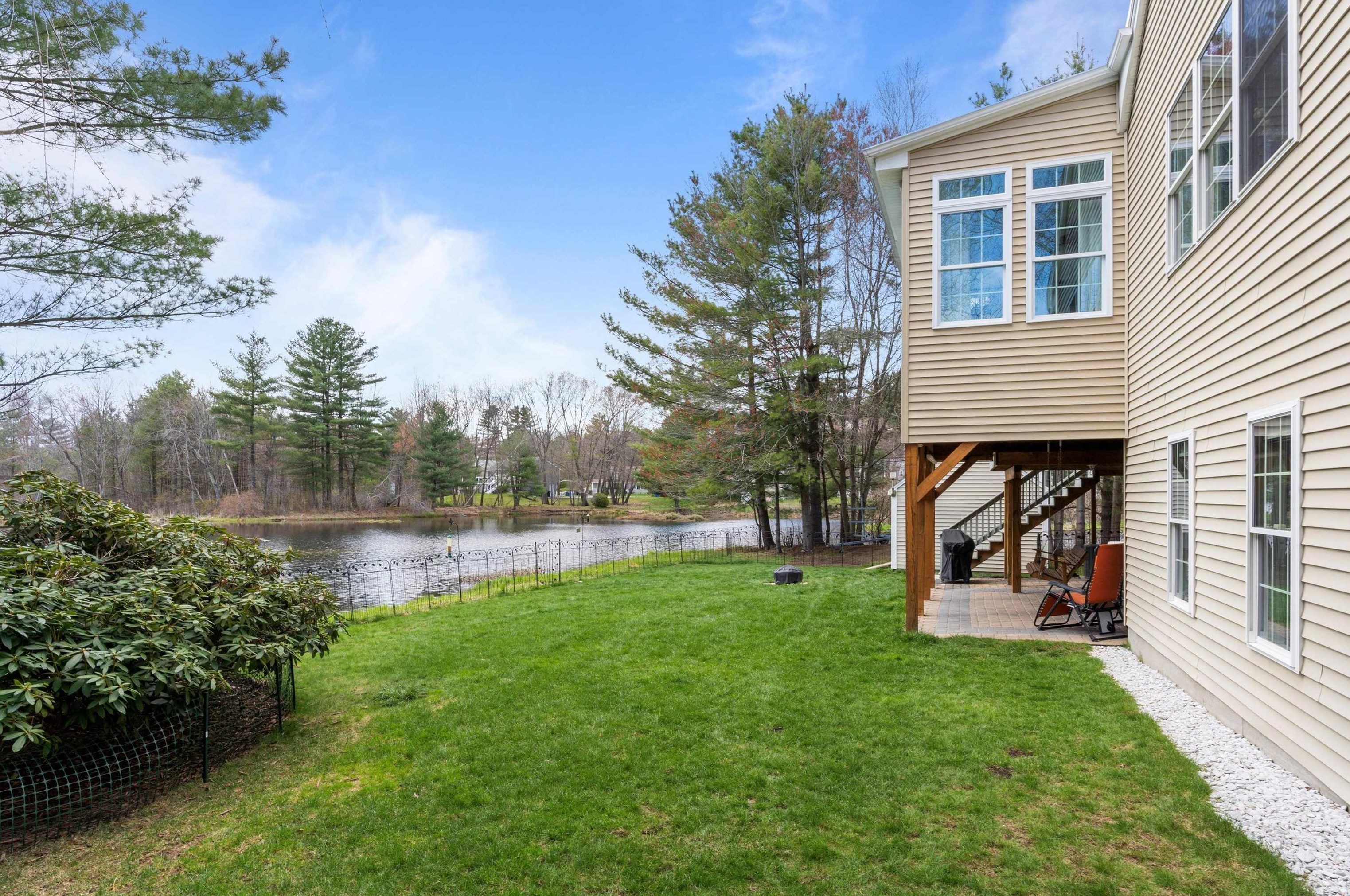 311 Brent St, Manchester NH  03103-7705 exterior