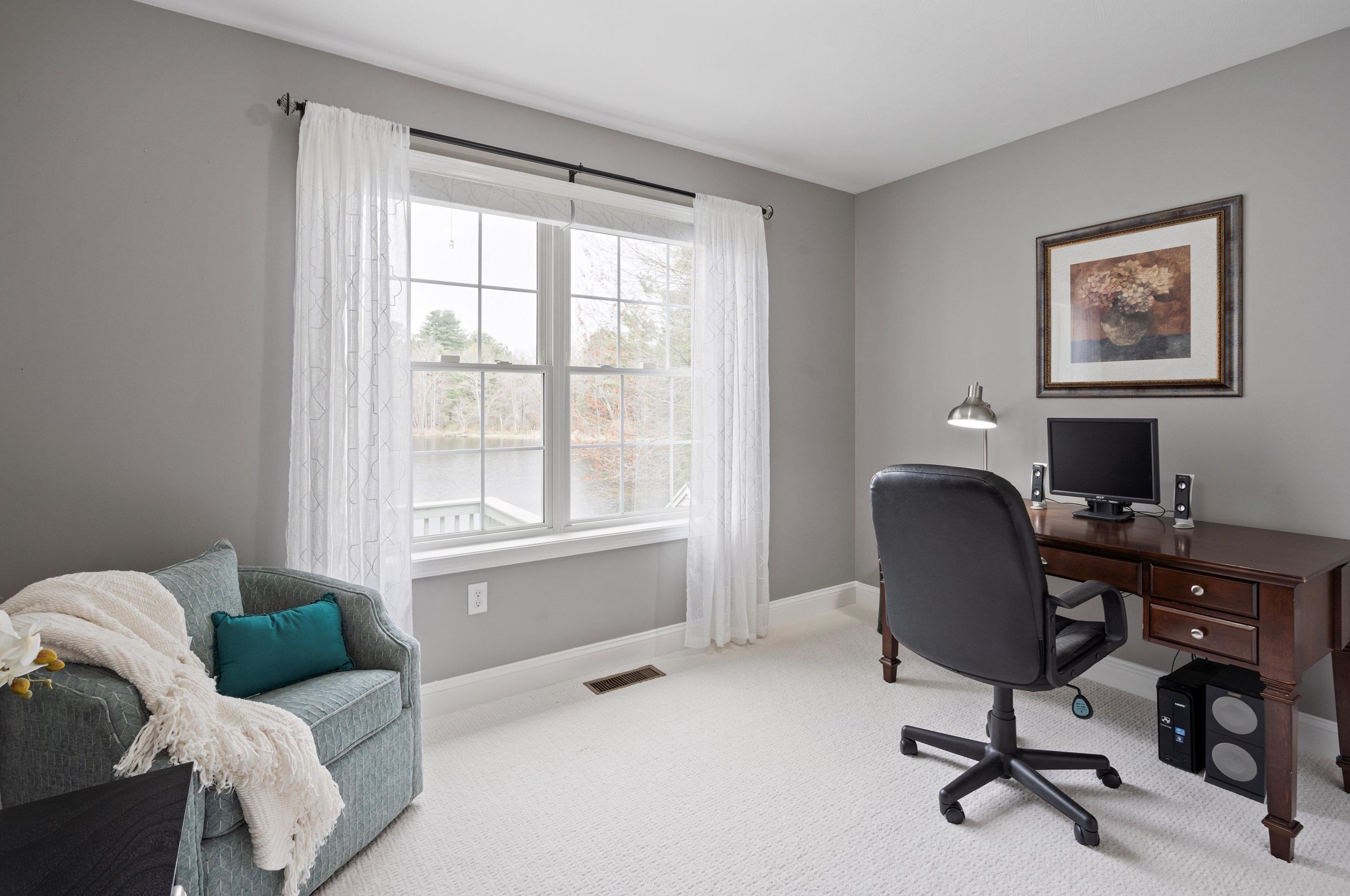 311 Brent St, Manchester NH  03103-7705 exterior