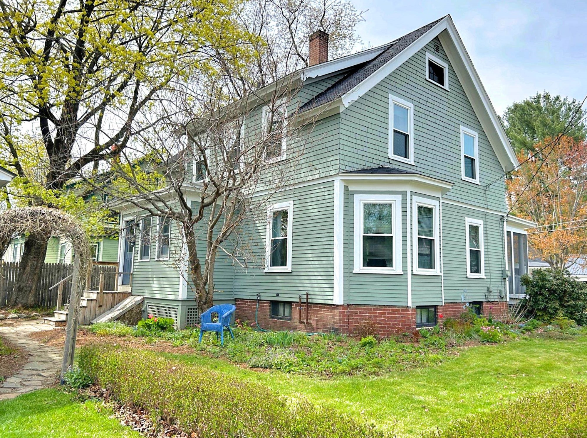 215 Baker St, Keene, NH 03431