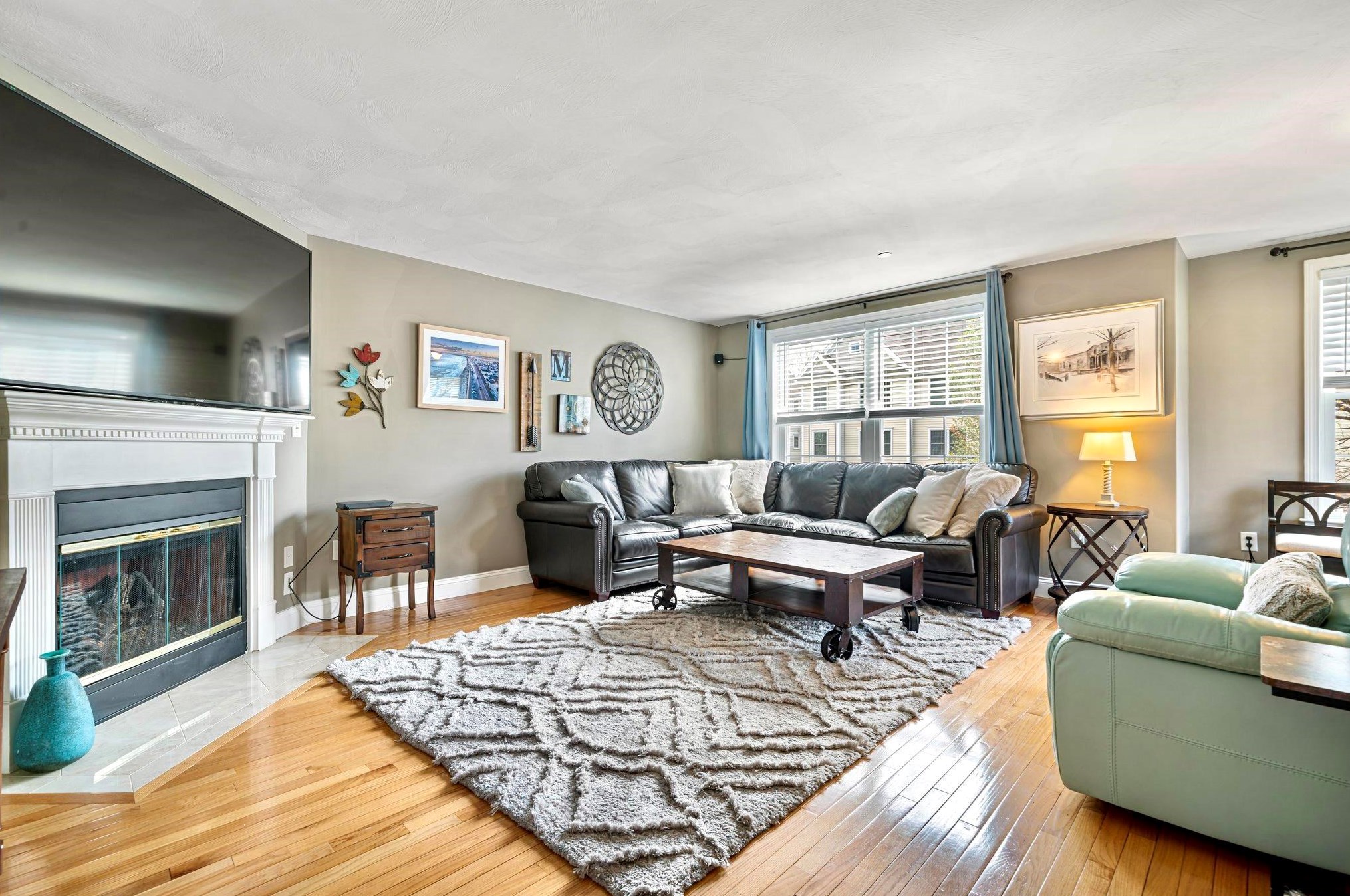 27 Hartshorn Way, Manchester NH 03109-5241 exterior