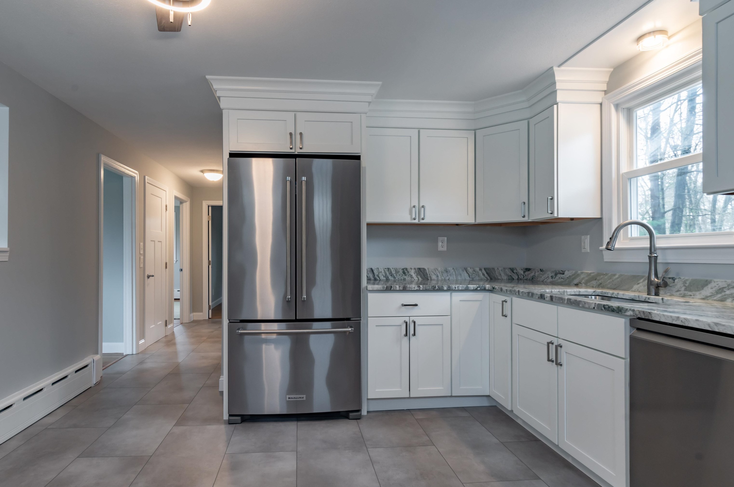 21 Palisade Dr, Nashua NH  03062-2119 exterior