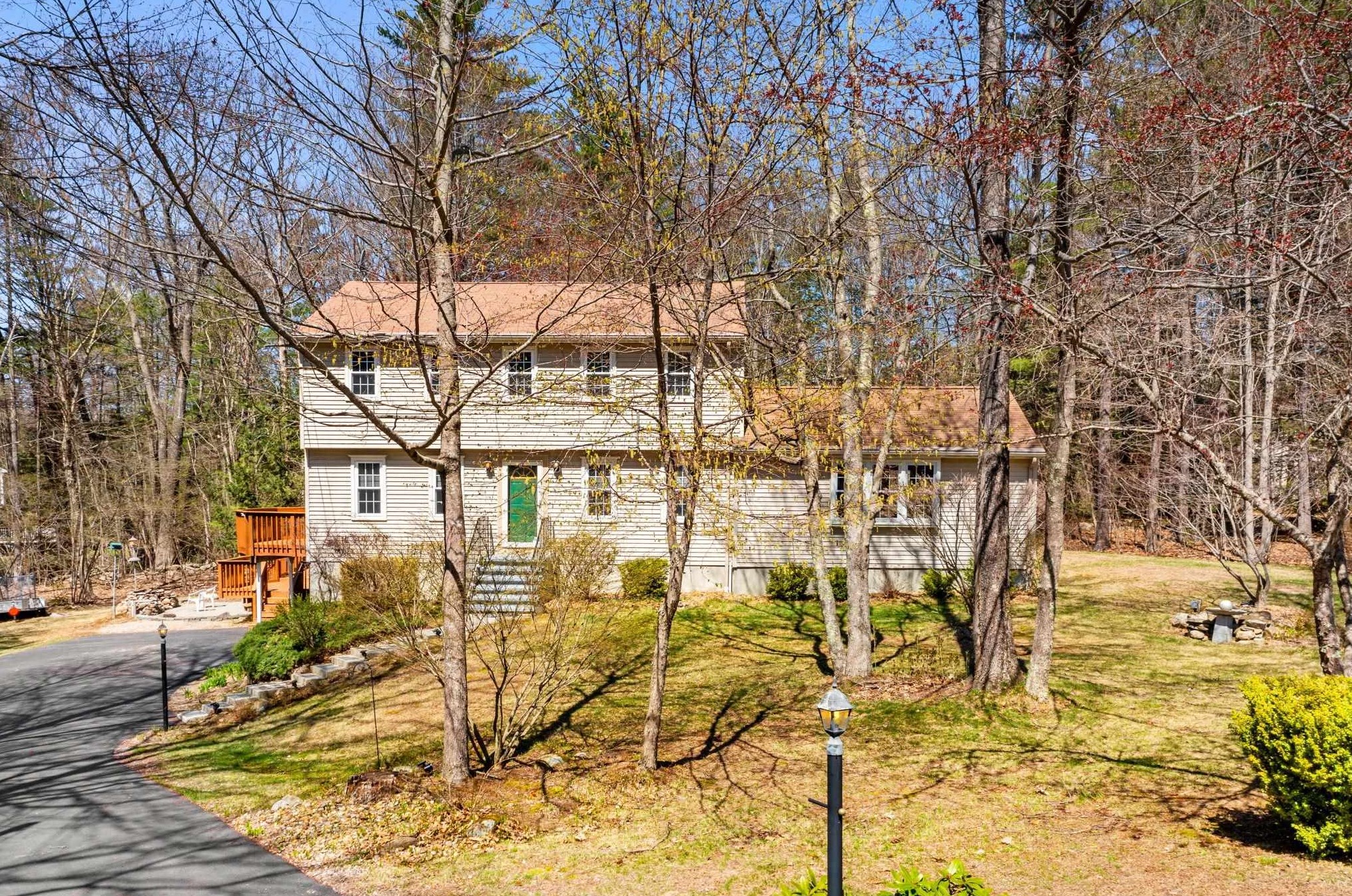 7 Peter Dr, Derry, NH 03038