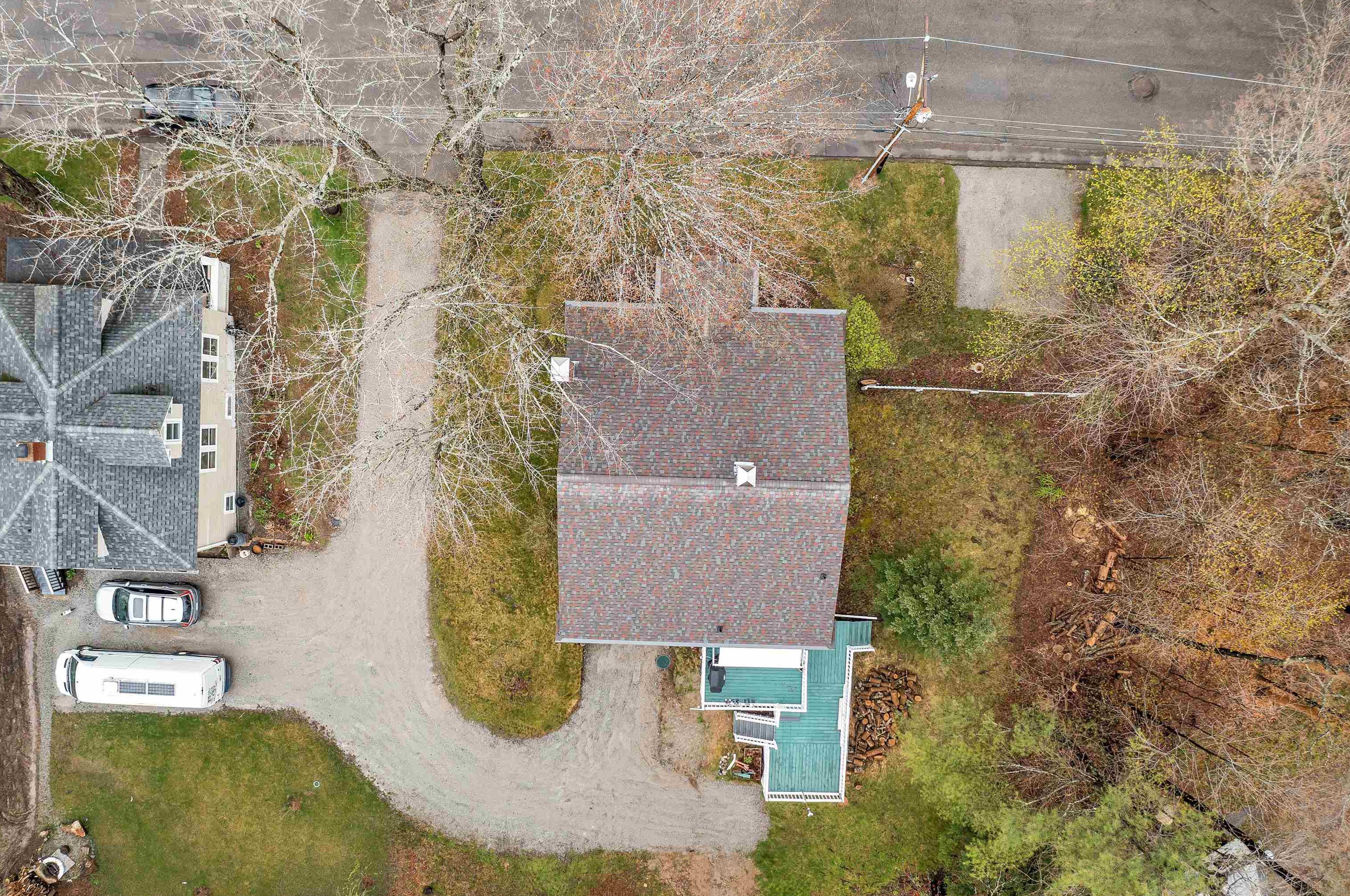 9 Cummings St, Bridgewater, NH 03264