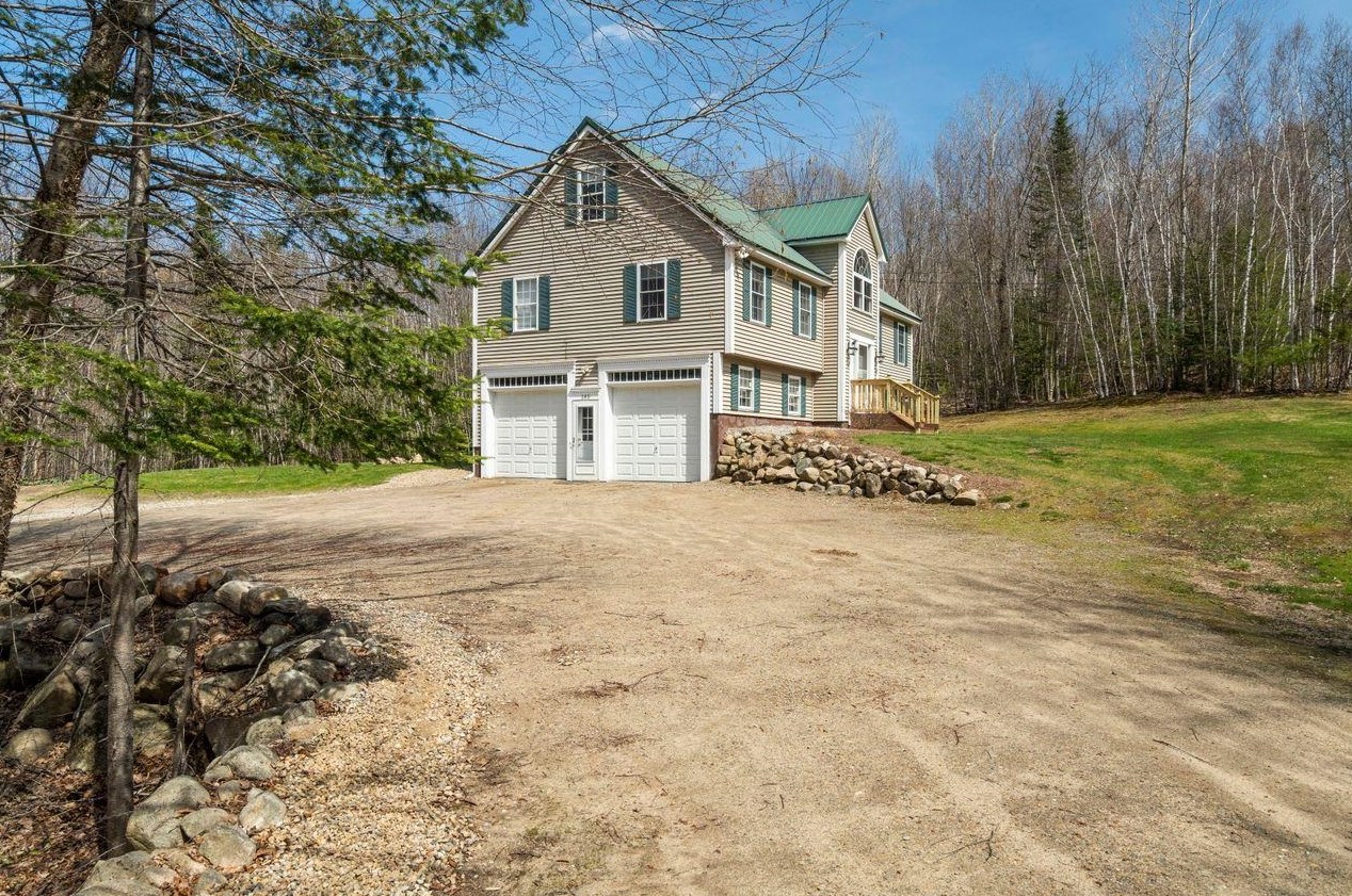 145 Upper Birch Dr, Bridgewater, NH 03222