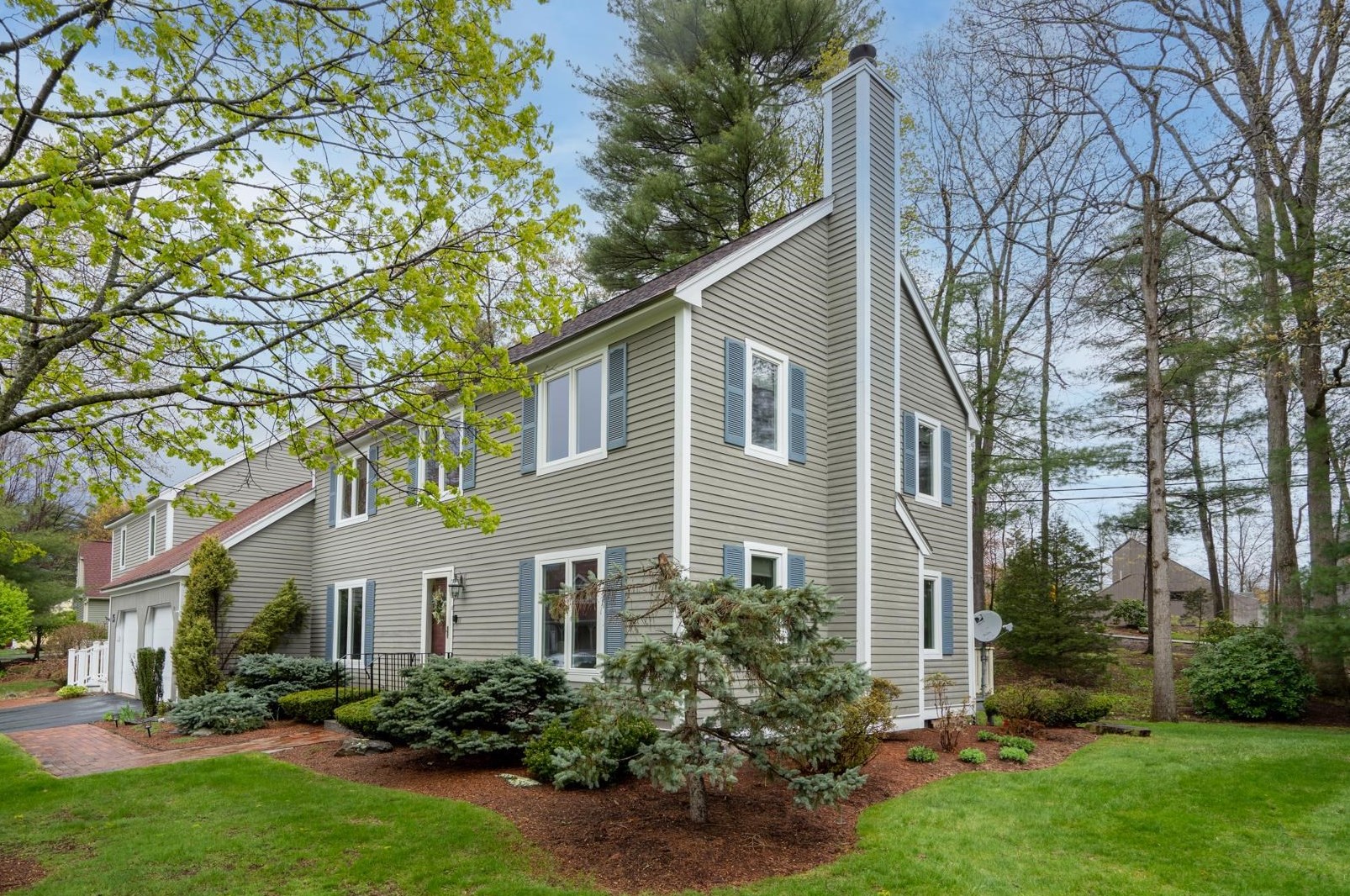 11 Quaker Rd #81, Nashua, NH 03063