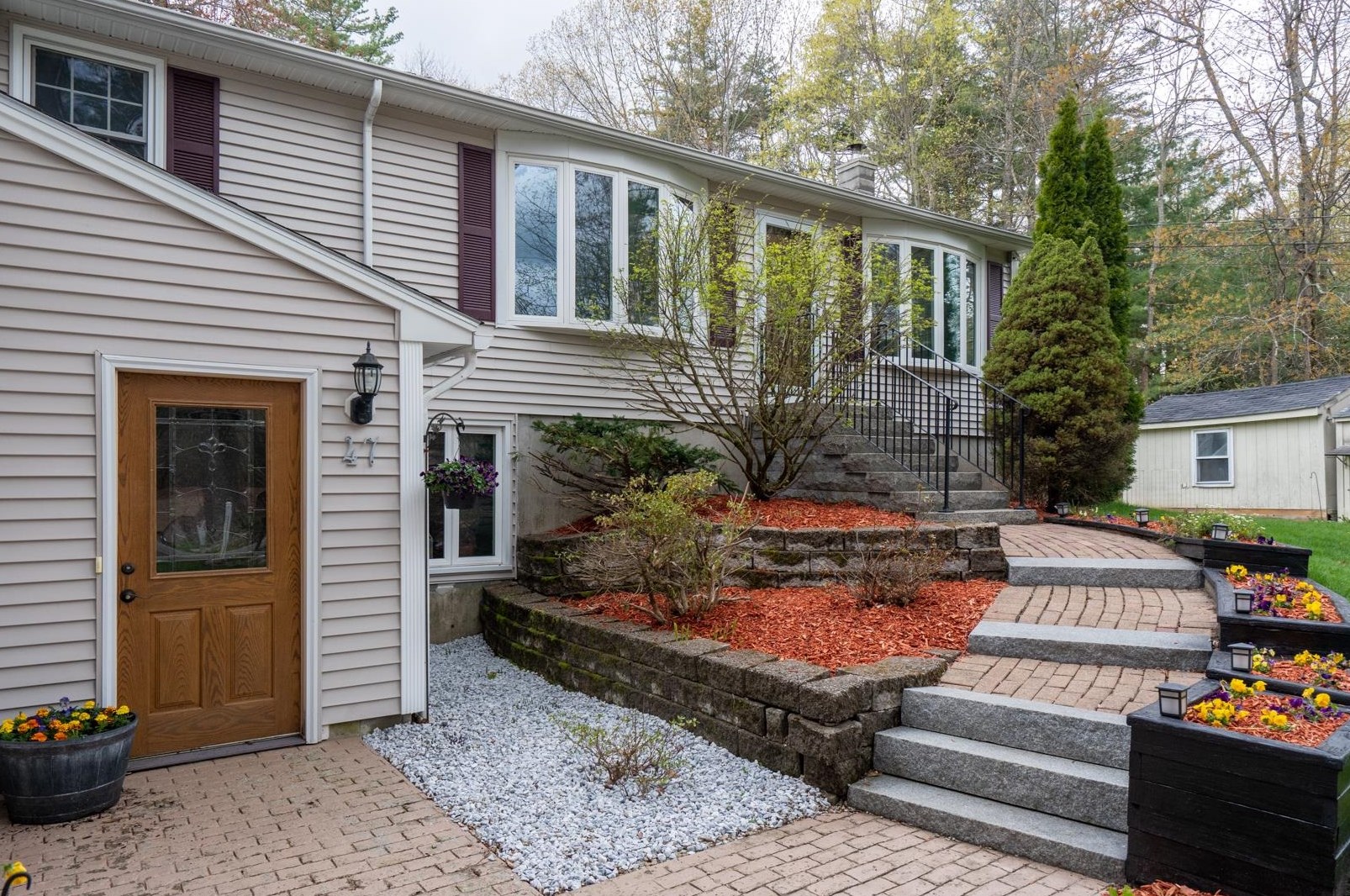 47 Island Pond Rd, Derry, NH 03038