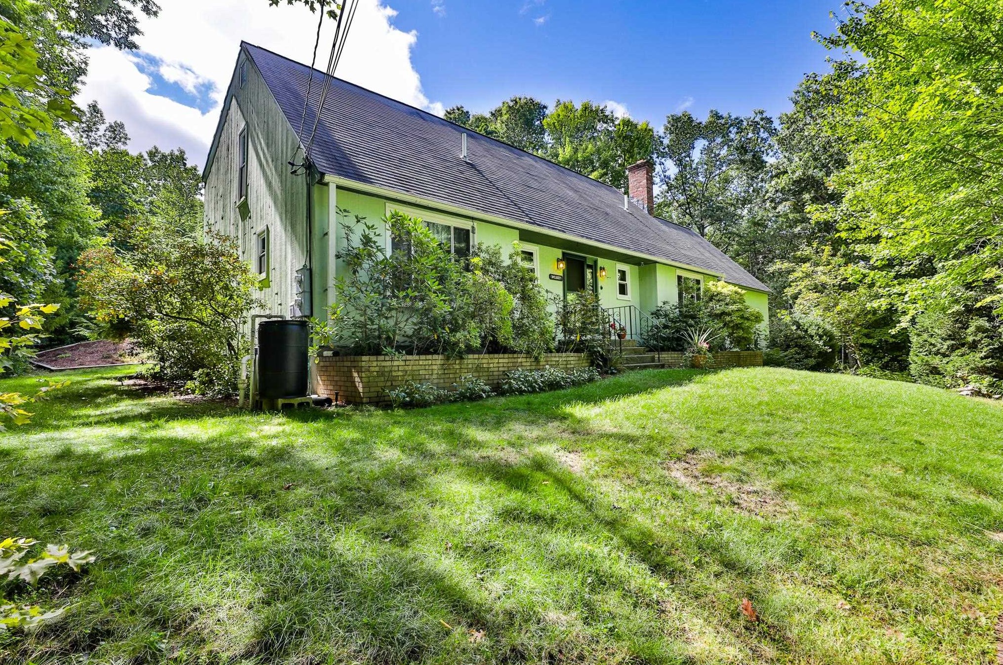 4 Arrow Ln, Amherst, NH 03031