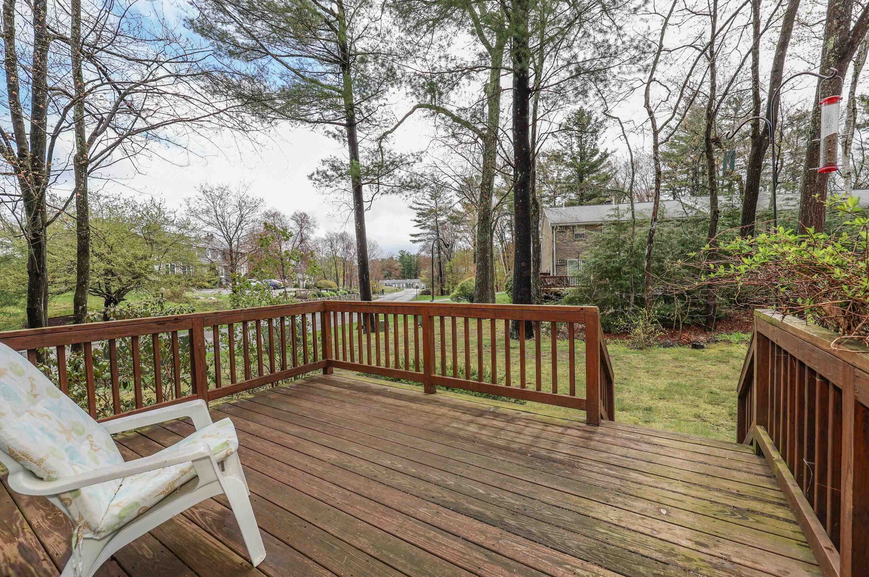 184 Fieldstone Dr, Londonderry, NH 03053