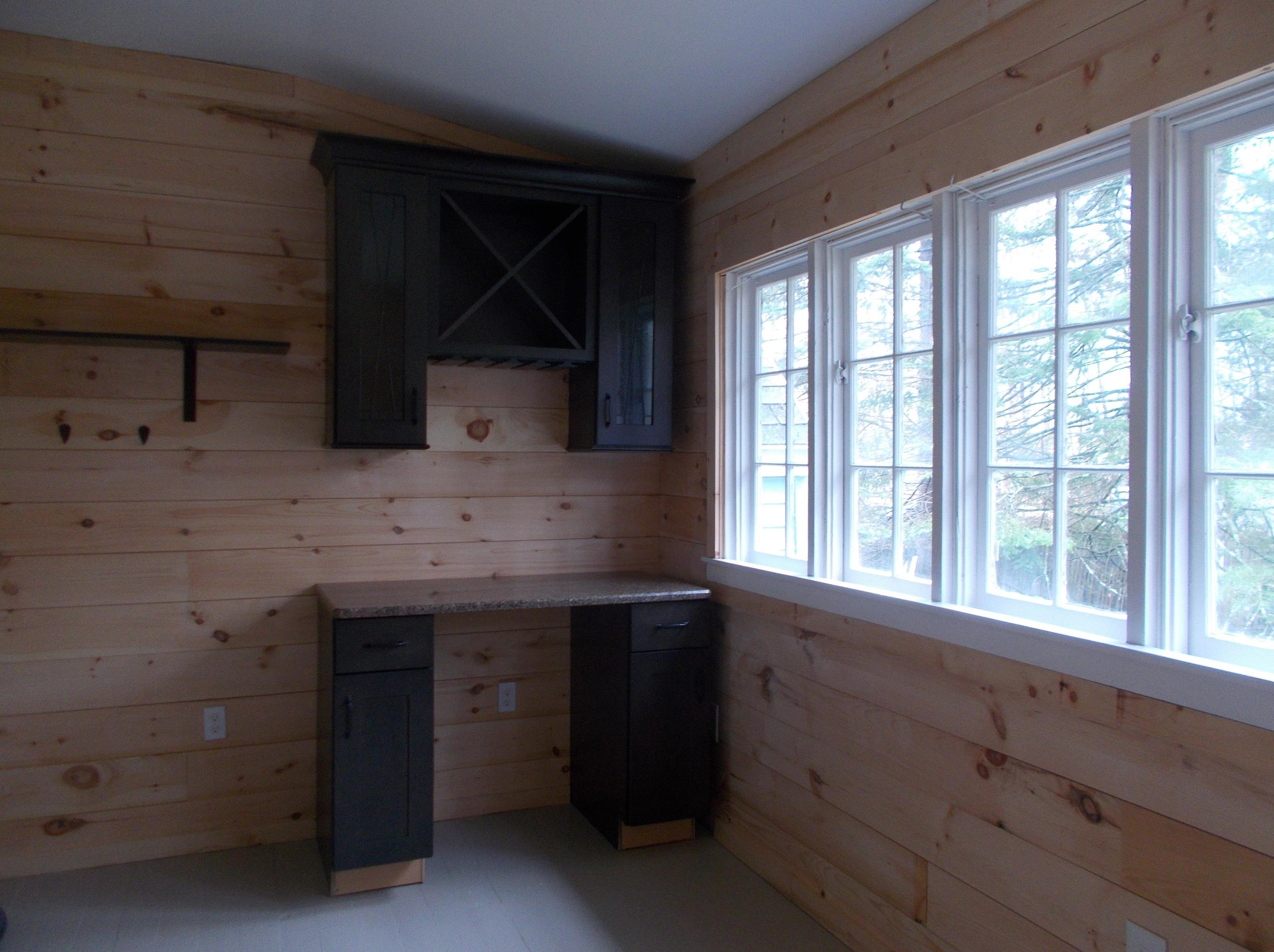12 Stephens Dr, Rochester, NH 03867