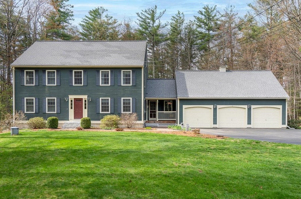 4 Norway Dr, Brookline, NH 03033